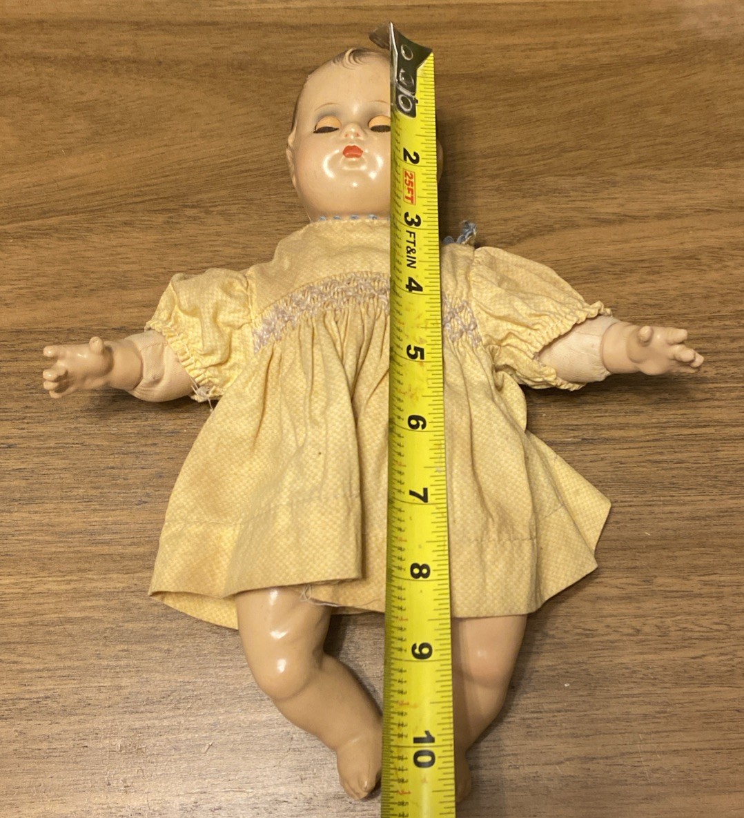 Antique Madame Alexander Doll Composition cloth Doll sleepy eyes 11″ Inches size