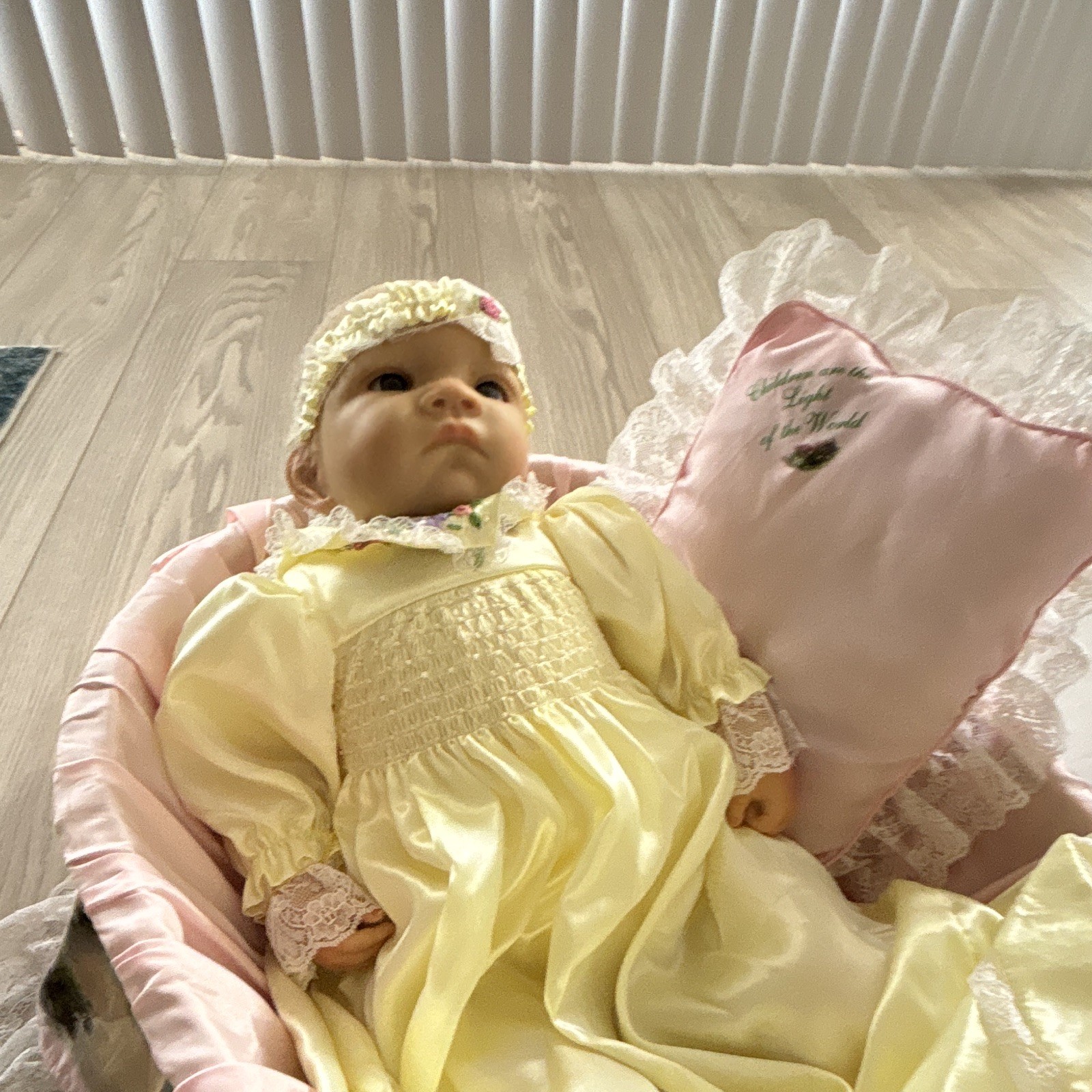 Ashton-Drake So Truly Real 20in Vinyl Baby Doll w/ Bassinet, Pillow & COA