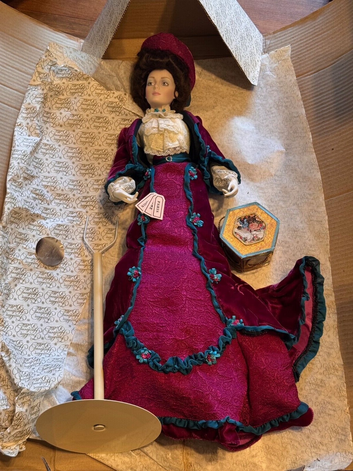 Vintage Franklin Heirloom Girl Bon Voyage Gibson Porcelain Doll with Brown Hair