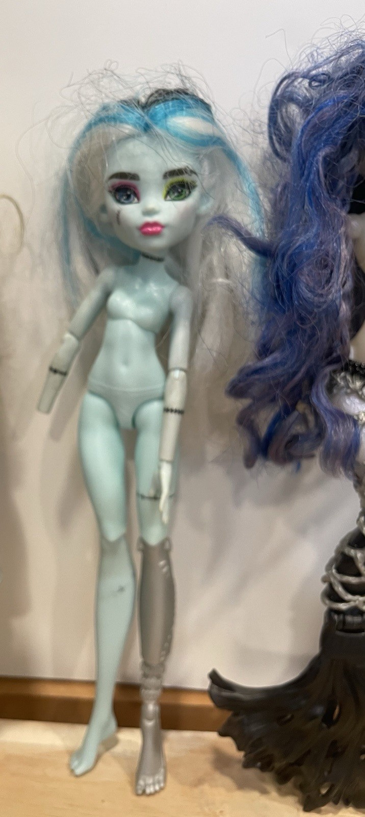 4 Monster High Dolls For Replacement Parts, Lagoona Blue Sirena Frankie Stein