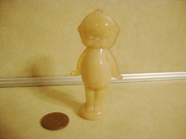 Vintage R Wetzel RW Glass 3″ Pink Flesh GLASS KEWPIE DOLL FIGURINE Collectible!