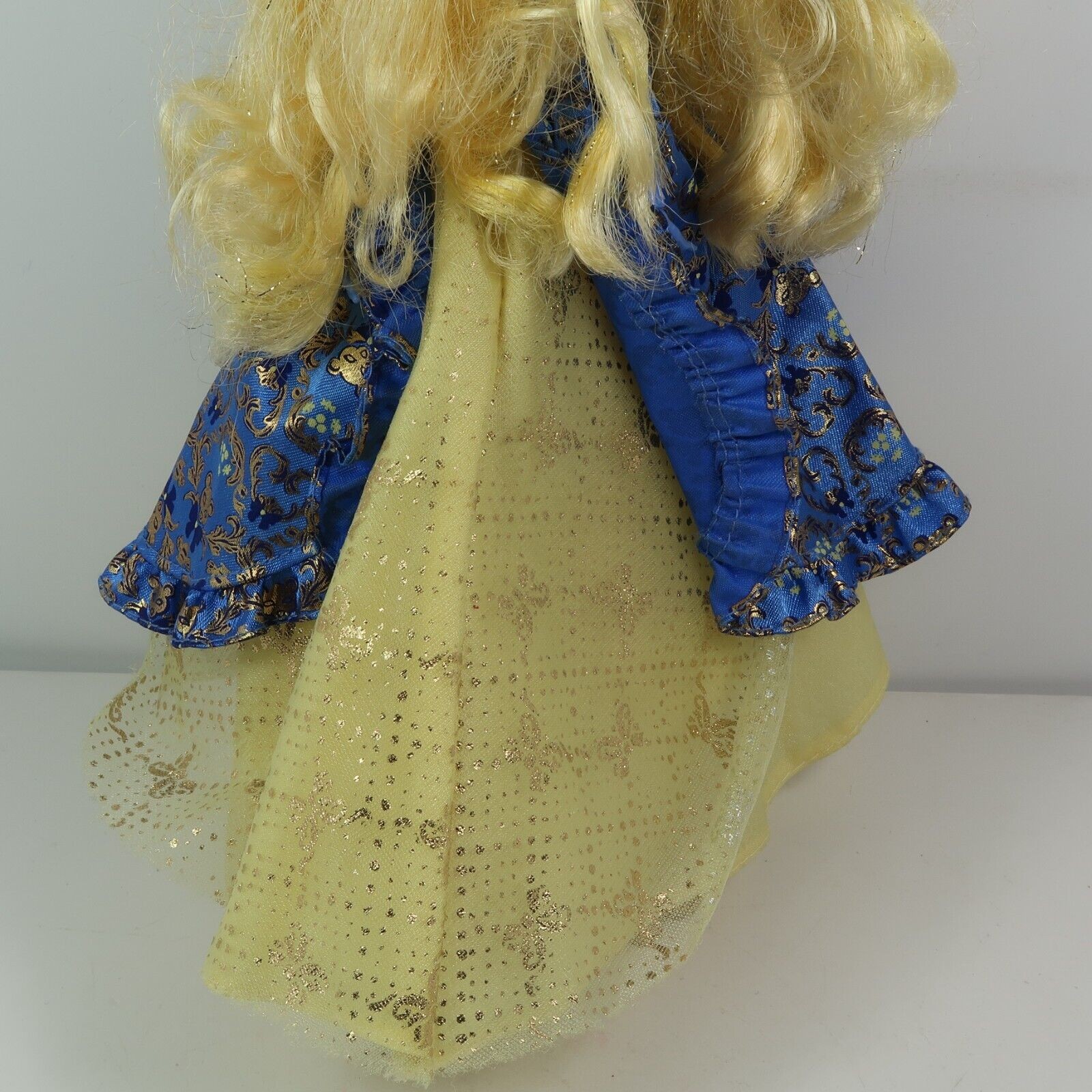 Ever After High Blondie Lockes Thronecoming Doll 11″ Daughter of Goldilocks
