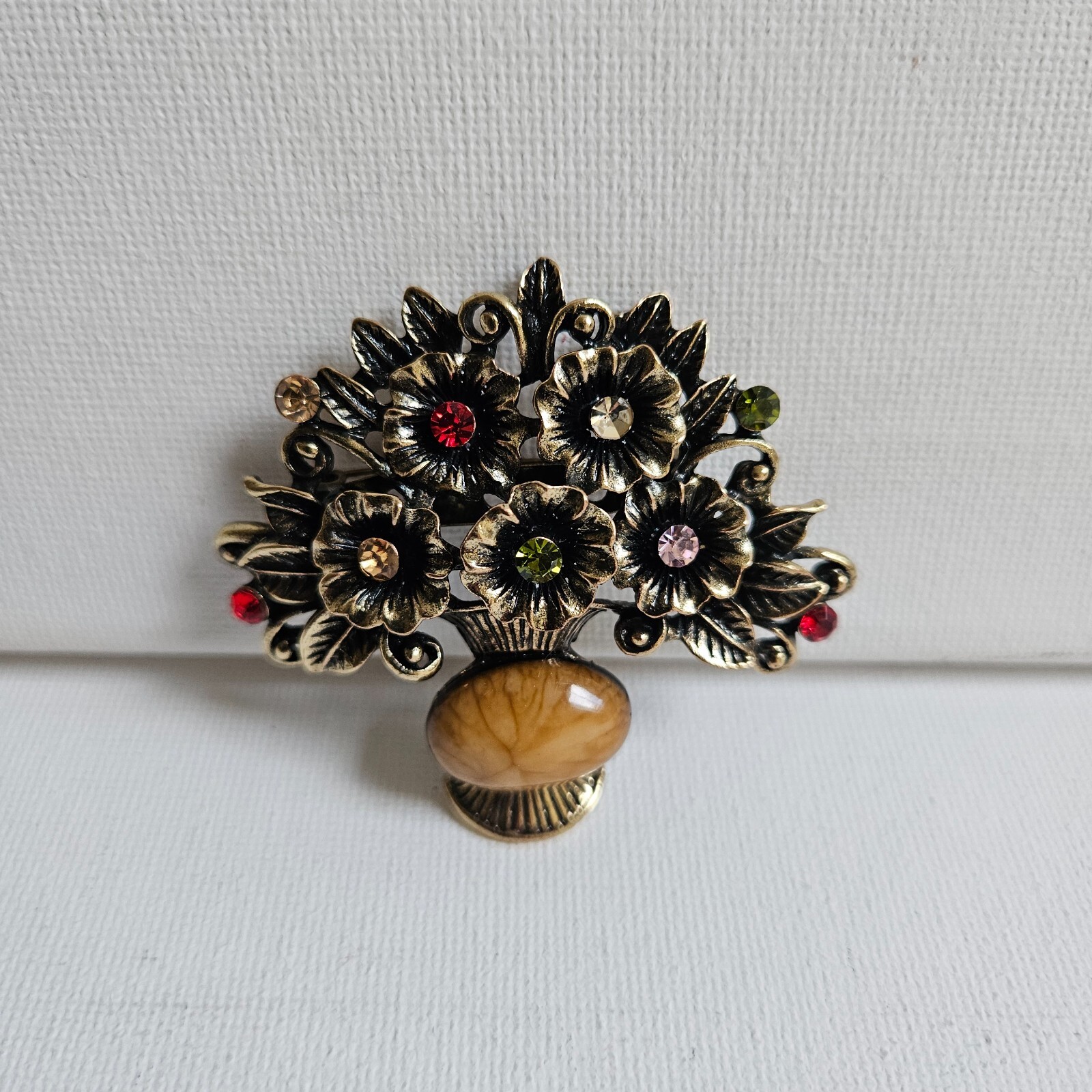 Multicoloured Rhinestones Floral Brooch Pin Flower Basket Fashion Jewellery