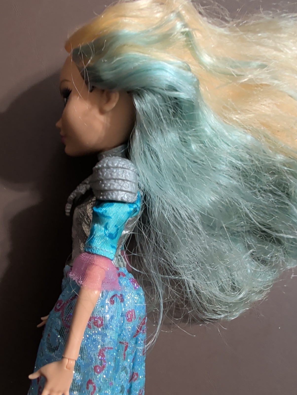 Ever After High Wave 1 First Chapter Darling Charming Doll W/ Stand Read