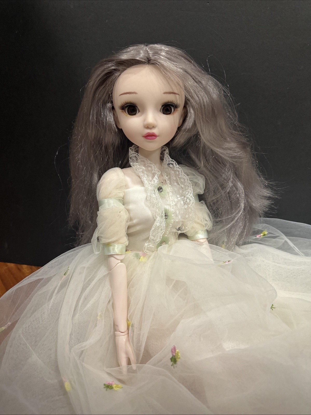 24 inch Girl BJD Doll Dress Shoes Singing – Please Read