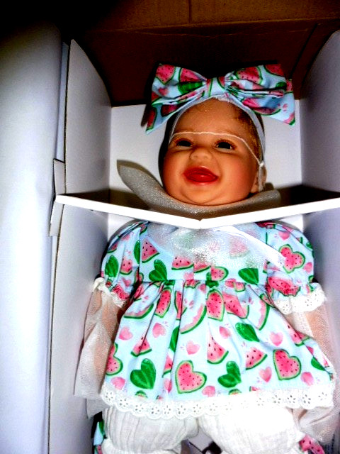 Ashton Drake/Ping Lau Vinyl & Cloth Collector “SWEET SUMMER SMILES ” NIB W/COA