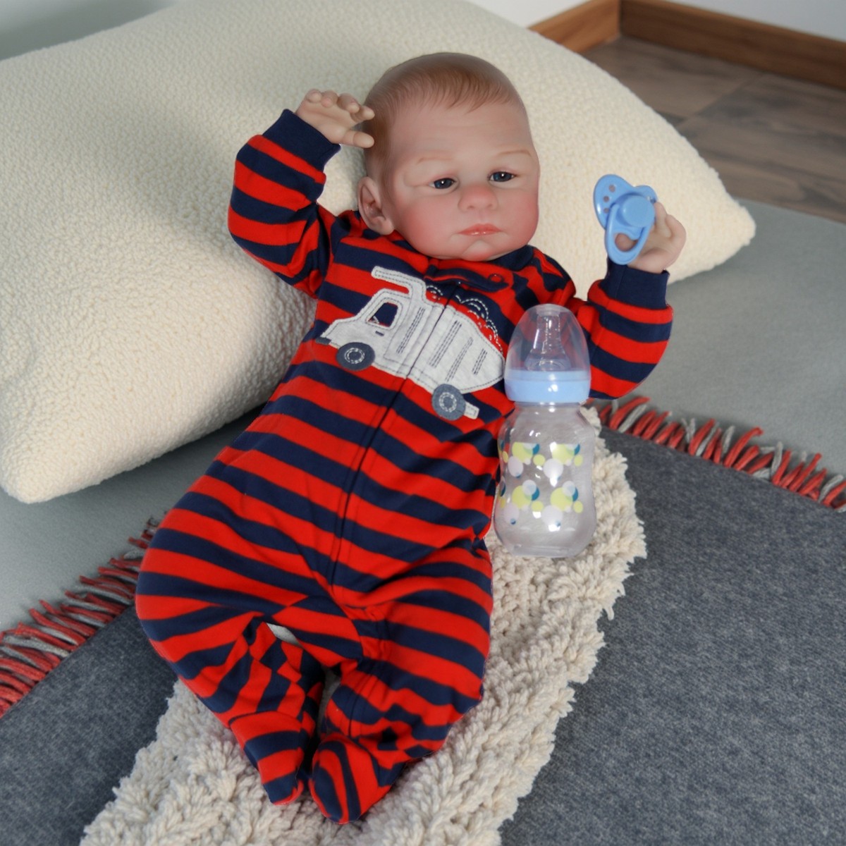 Real Realistic Reborn Baby Dolls Lifelike Newborn Doll Boy Vinyl Silicone Gift