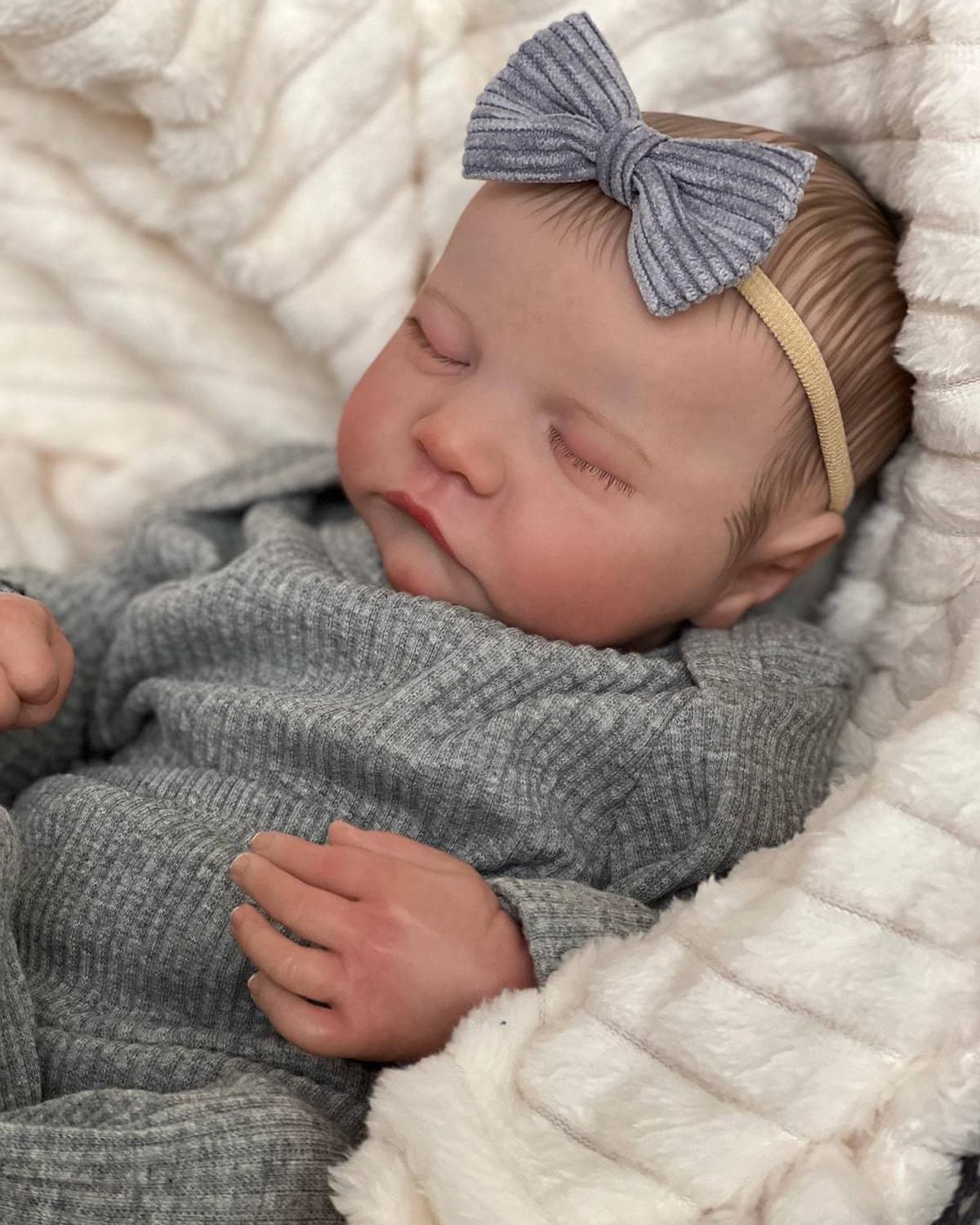 Realistic Reborn Baby Dolls Girl 17-Inch Soft Vinyl Lifelike Real Life Baby Doll
