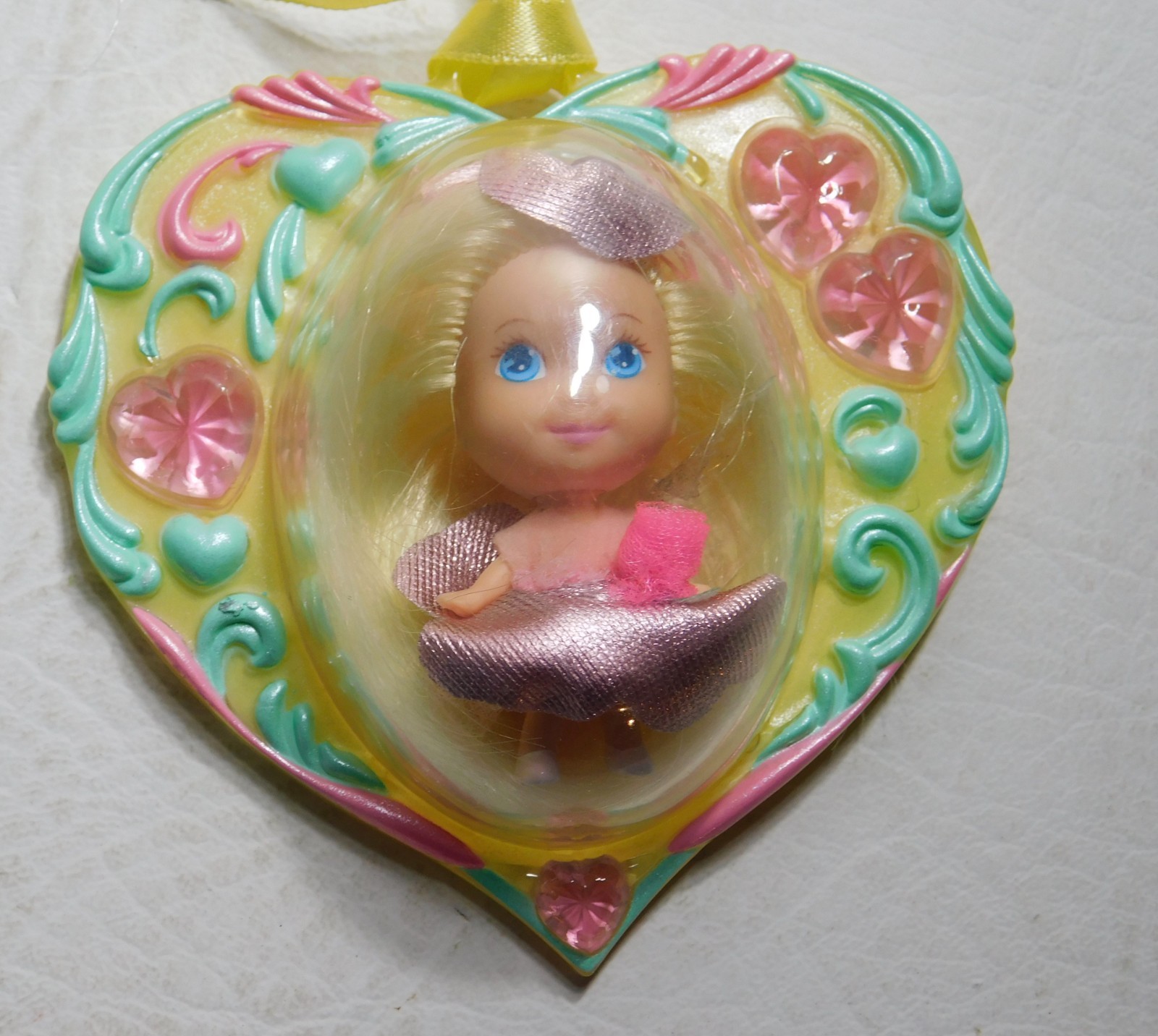 TYCO Liddle Kiddles Lovely Locket Perfume Baby Bottle Dolls – Lot of 6 – Read