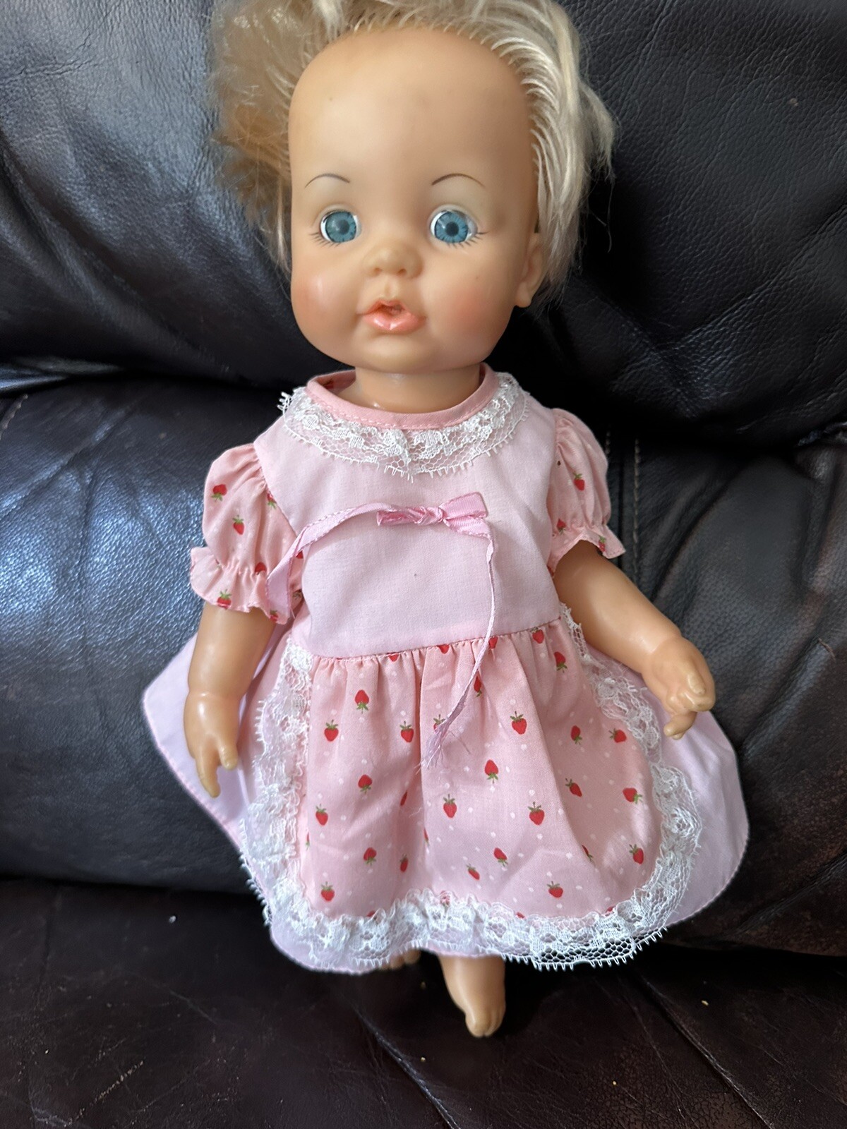 Vintage Ideal Toy Corp – 12″ Collector Baby Doll 1978 Blonde