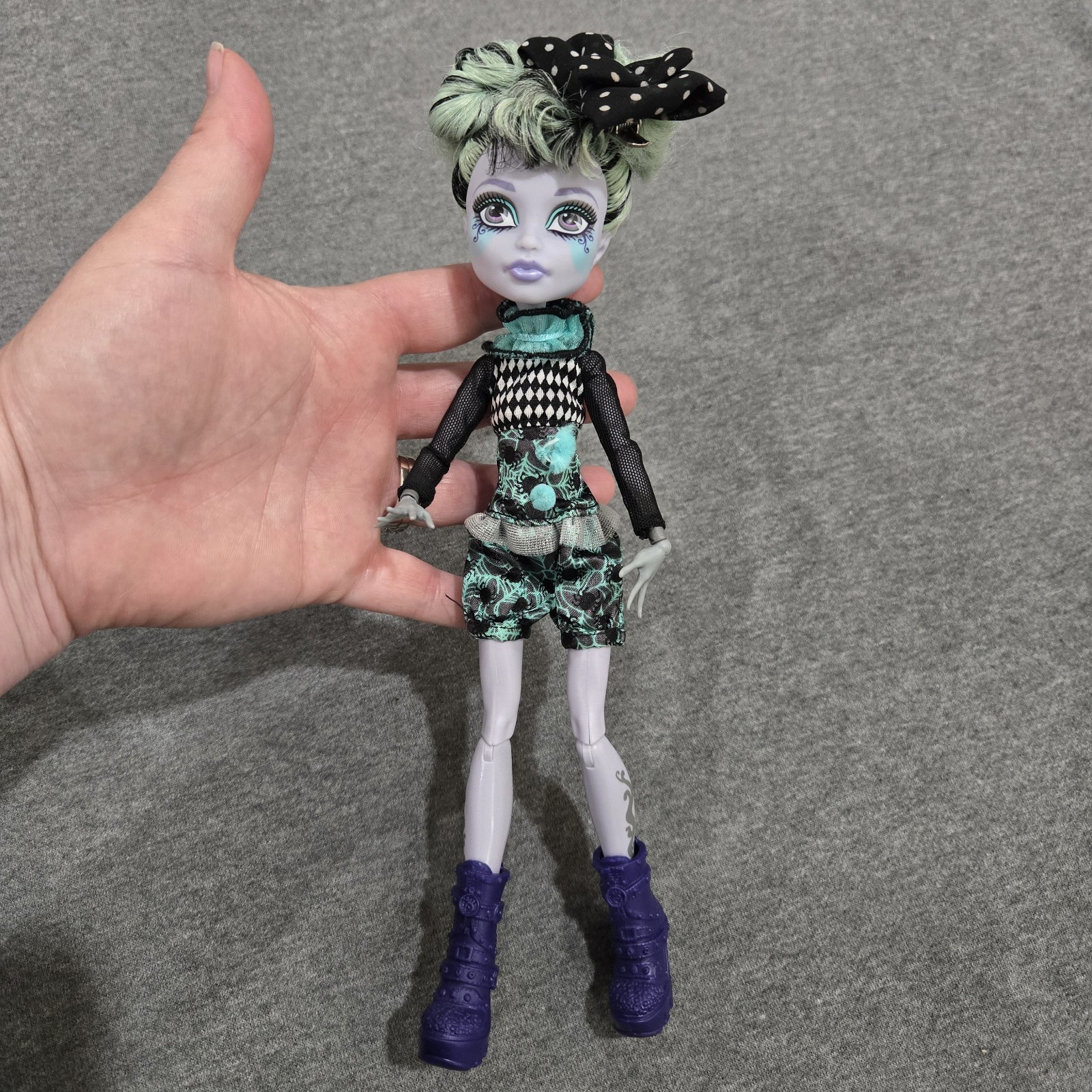 Monster High G1 Freak du Chic Circus Twyla Boogeyman Doll READ!