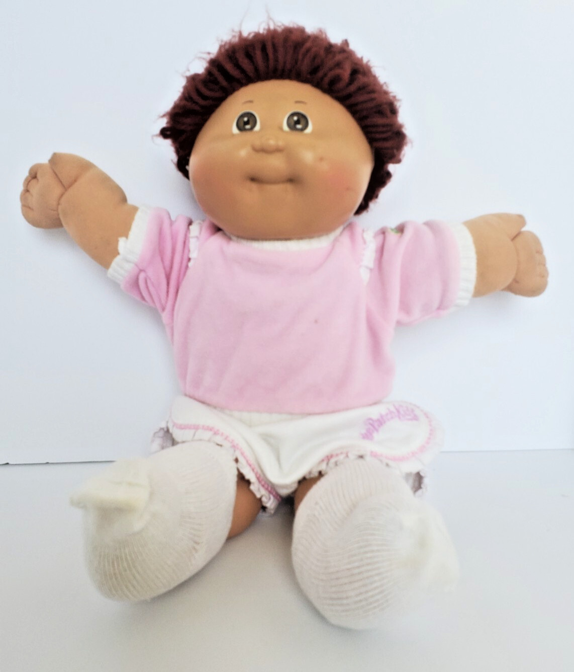 VTG 1984 Cabbage Patch Kids Doll Curly Dark Brown Hair Light Brown Eyes w/Outfit