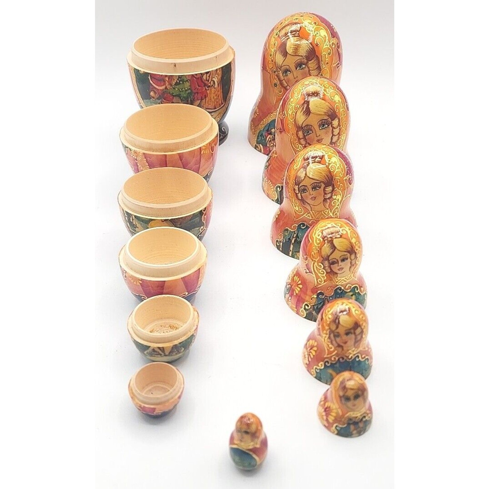 Russian Christmas Matryoshka Nesting Doll 8” Hand Painted 7 Piece Rare U254