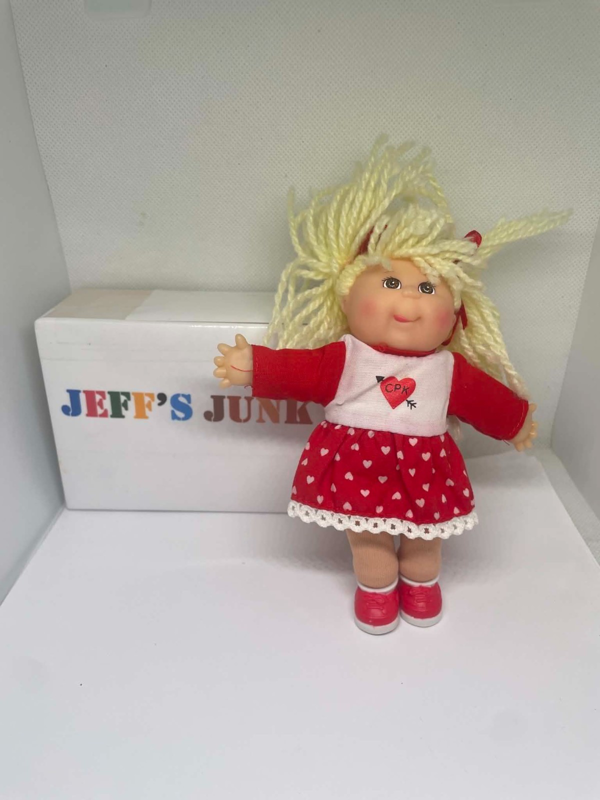 1998 Cabbage Patch Kids BLANCHE NELL Valentine’s Day Beanbags Collectible Doll