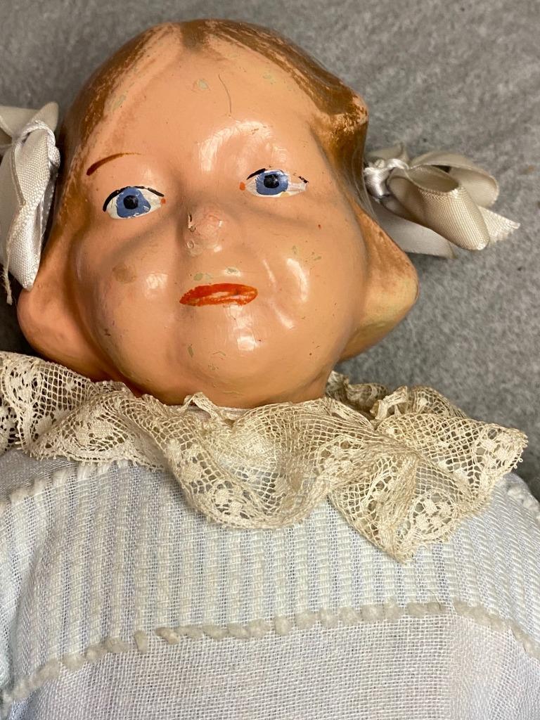 ANTIQUE 14 INCH COMPOSITION HEAD & HANDS CLOTH BODY CIRCA 1920S