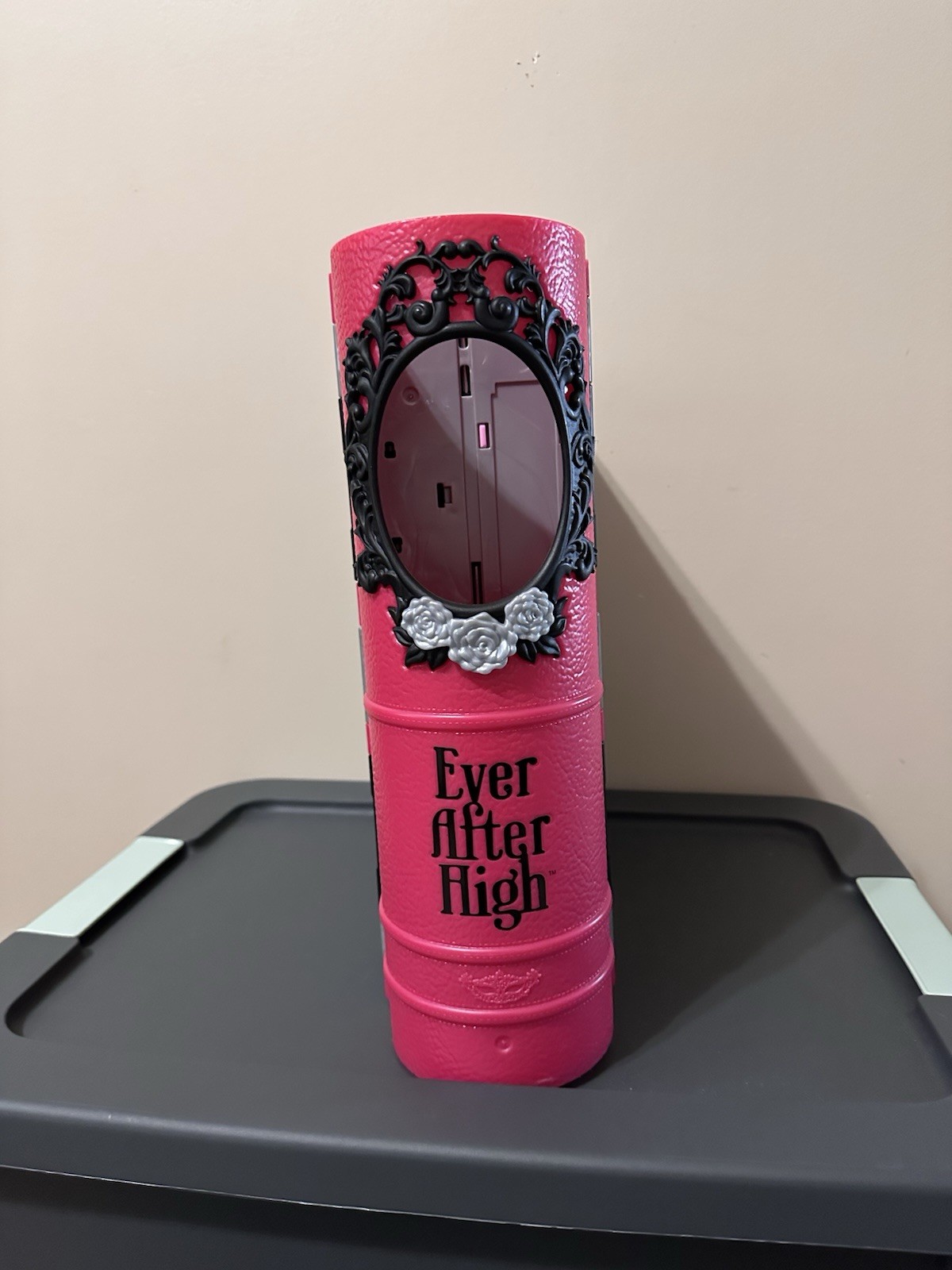 Ever After High Thronecoming Briar Beauty Book Play Set – No Dolls Book Only