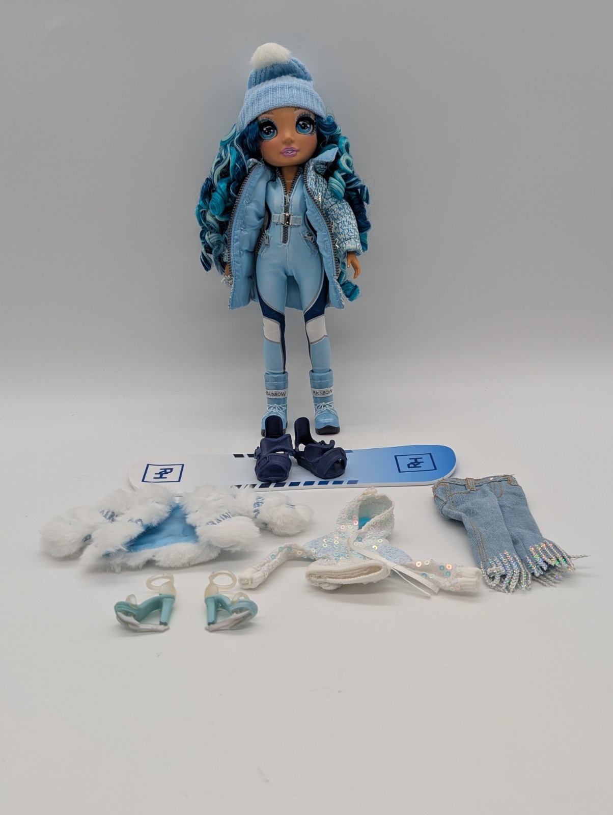 Rainbow High Winter Break Skylar Bradshaw Fashion Doll w Accessories