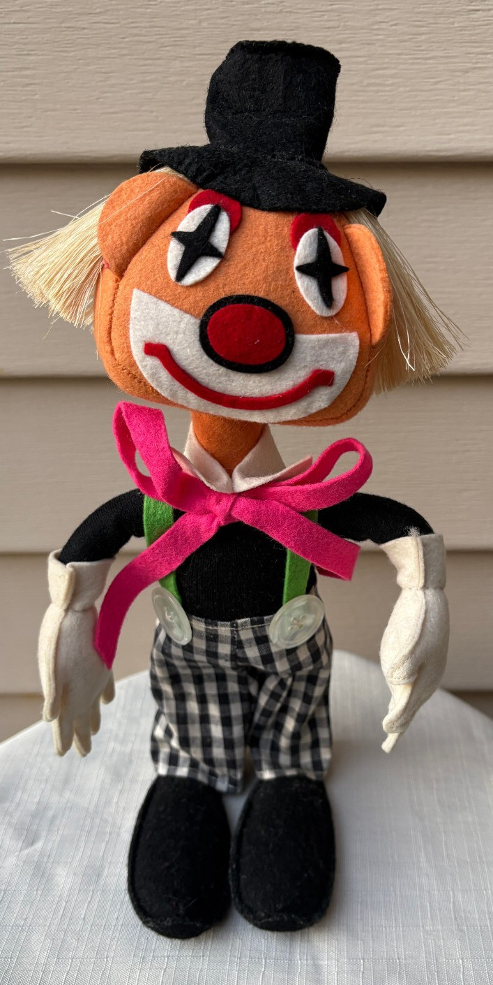 Tall Felt Circus Clown Sculpture Doll w/ Straw Hair – Posable 11.5 Inches