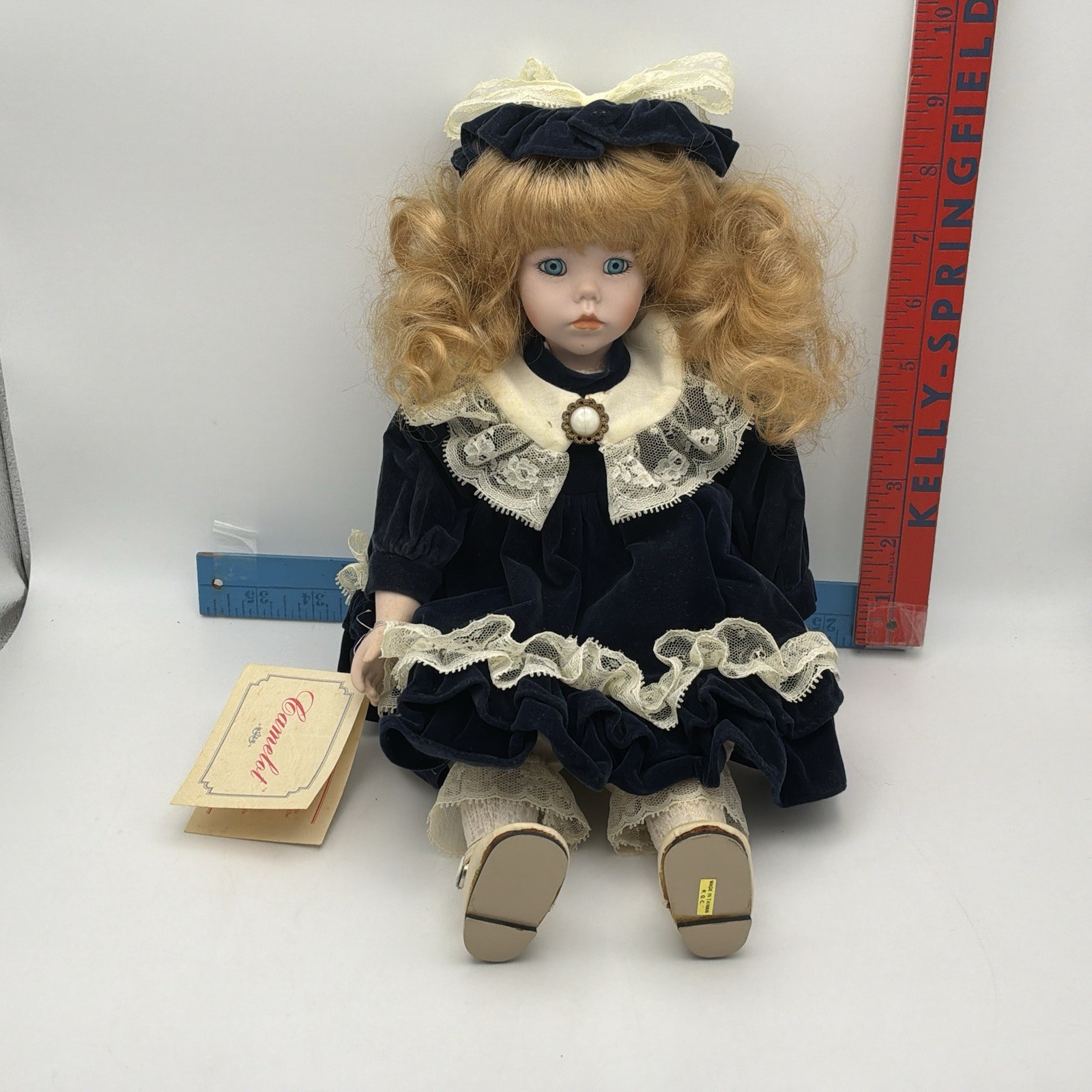 Camelot Porcelain Doll Cissy 14” QVC 1991 w Box Papers Vintage