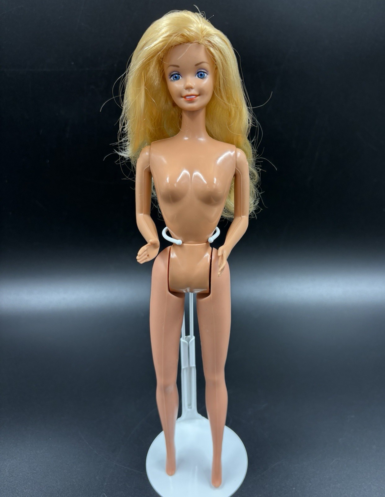 Vintage 1984 Peaches ‘N Cream Barbie Doll 7926 Made In Malaysia Nude TLC Read