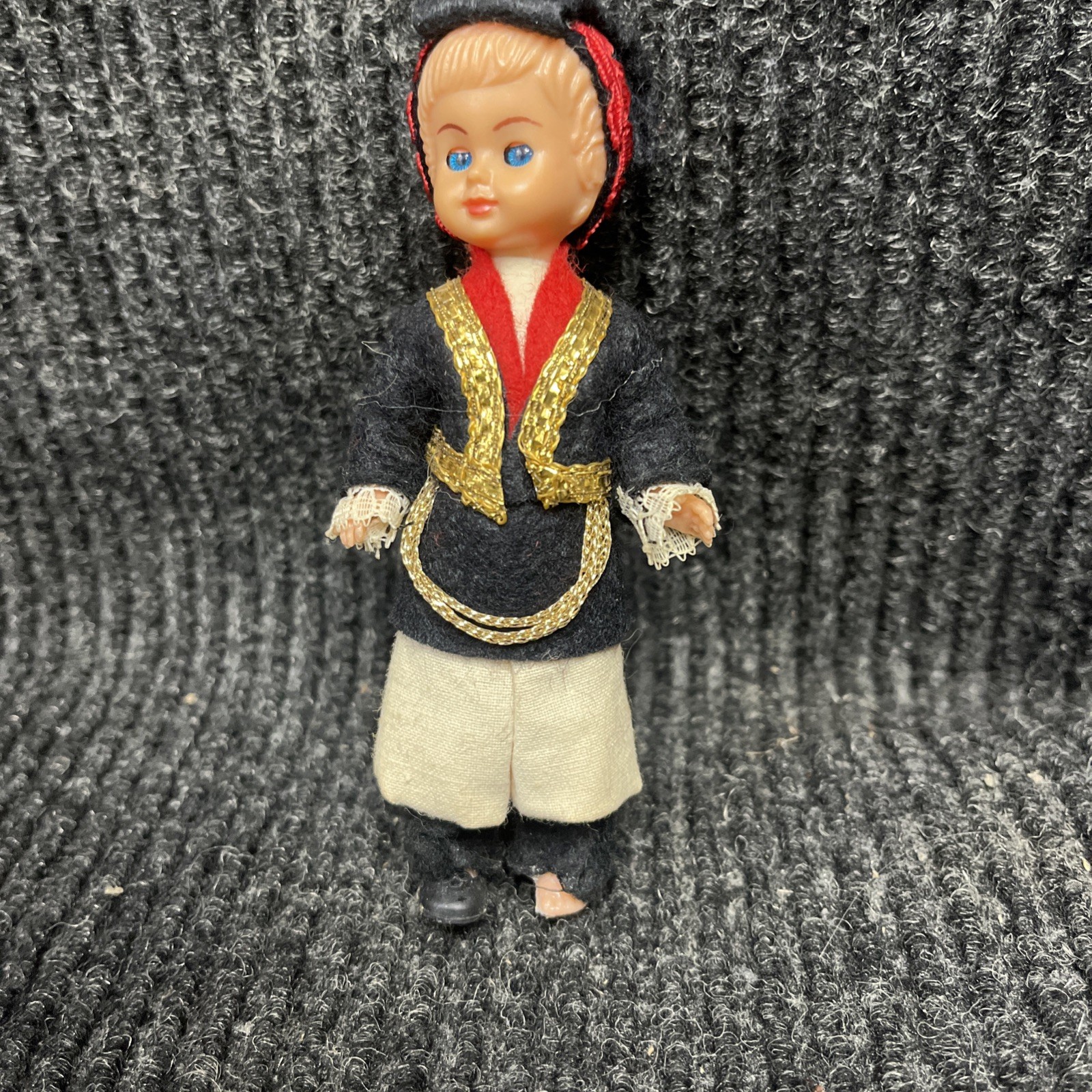 ?Vintage 6” Hallingdal Folk Dolls European Set Of 4 Dolls Used