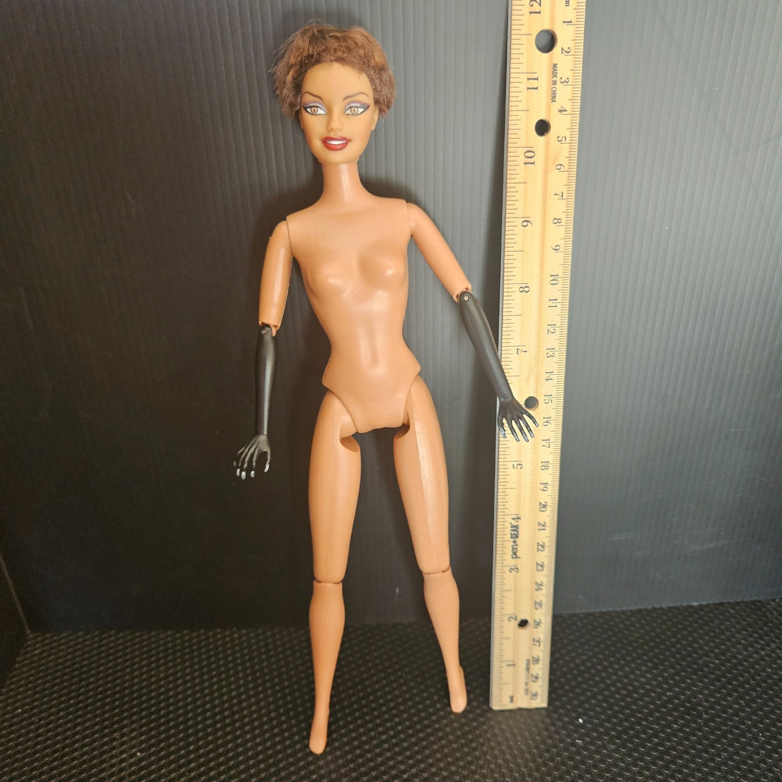 Mattel CATWOMAN Barbie Doll 2004 Halle Berry Cat Woman Batman Movie B5838 NUDE