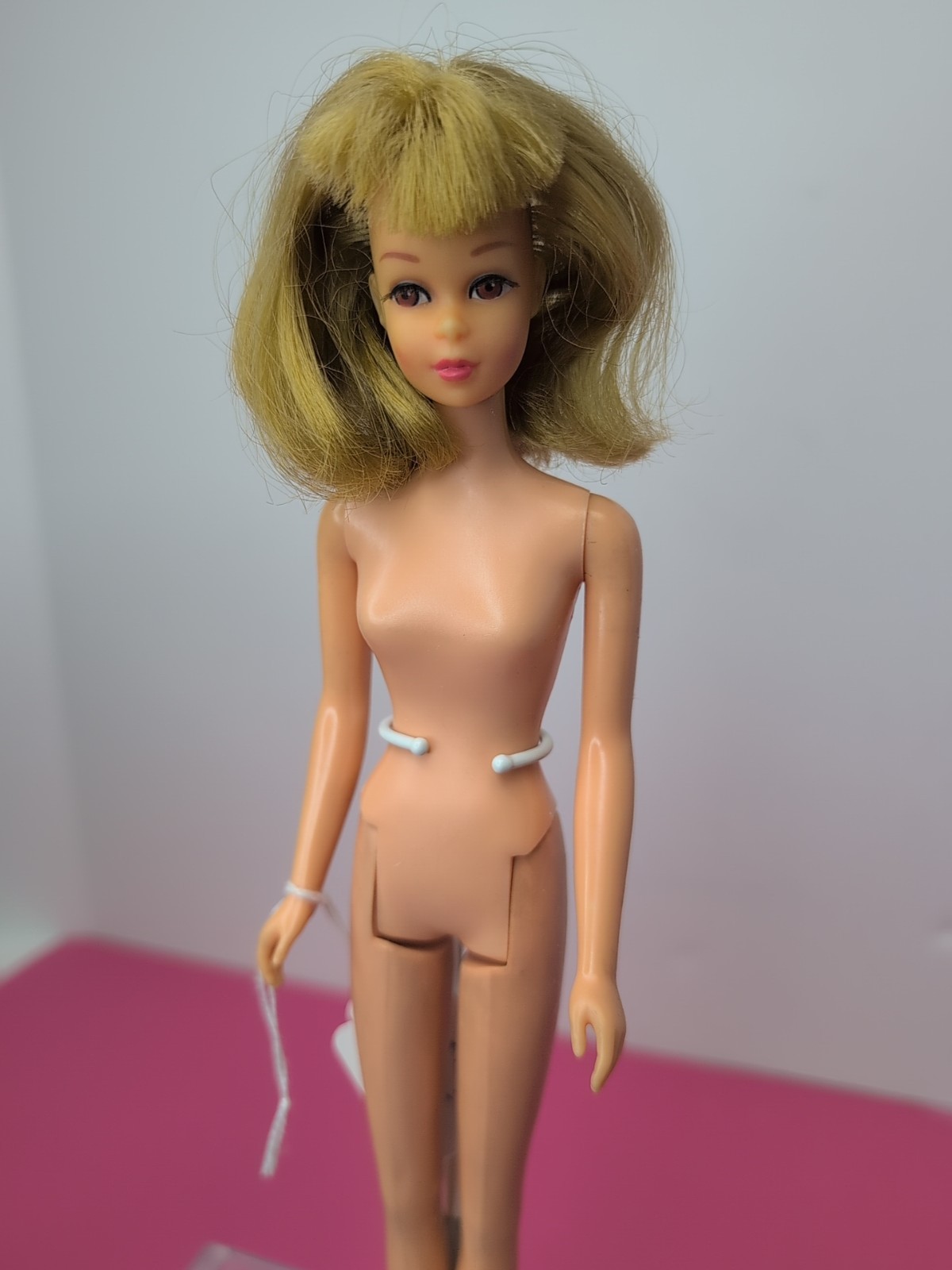 11” Vintage Mattel Barbie Francie Doll 1960’s Original Blonde Bent Knee Nude H6