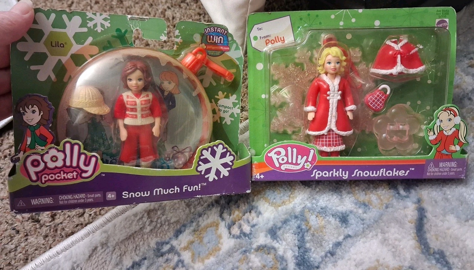Polly Pocket Sparkly Snowflakes Lila & Polly Dolls Holiday Christmas Lot of 2