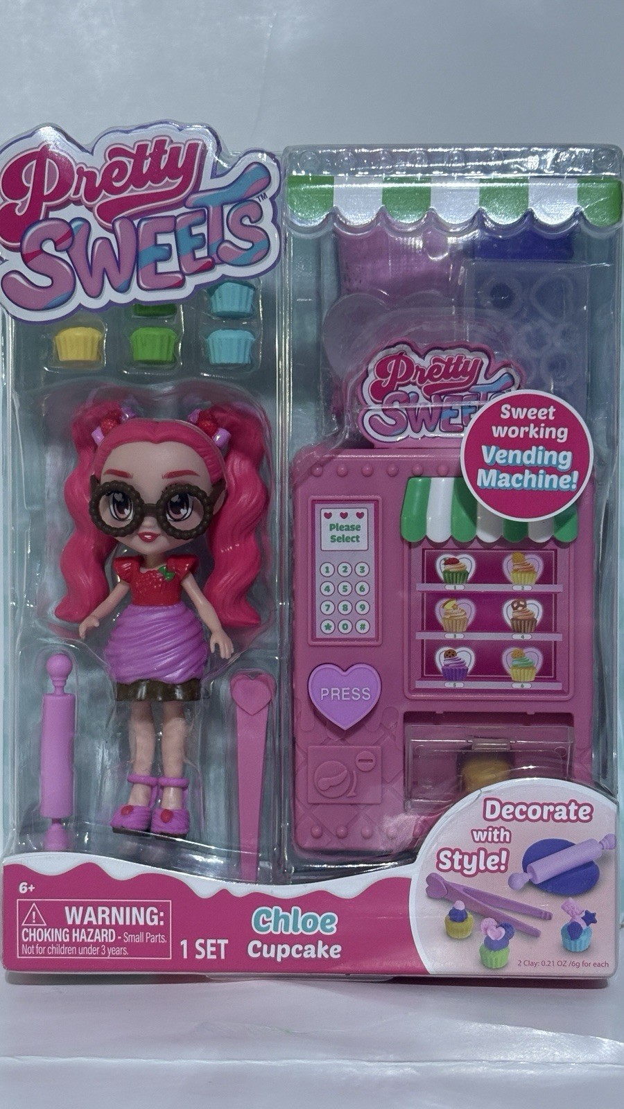 Pretty Sweets Chloe Cupcake Doll Set – Vending Machine & Cupcake Tools