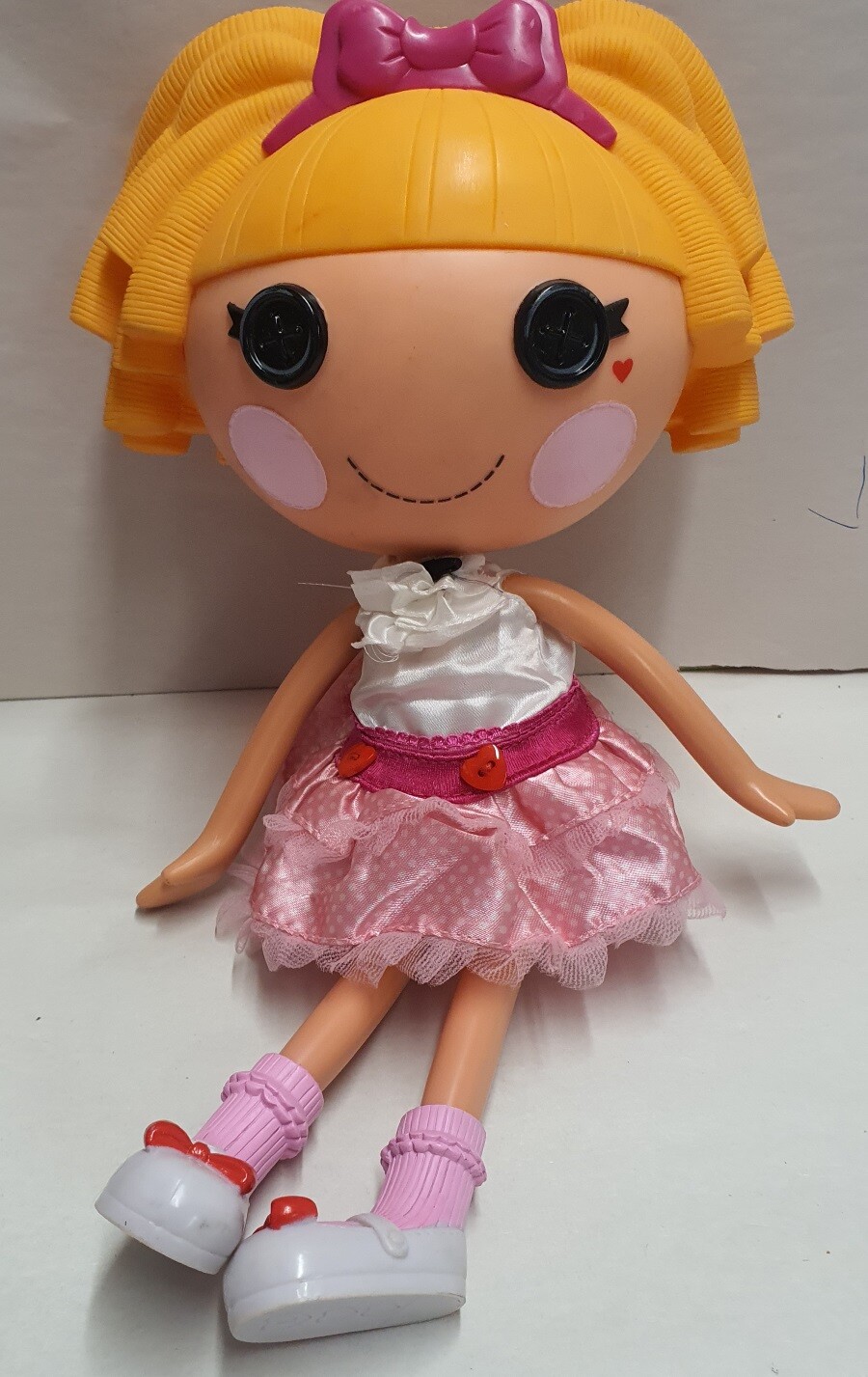 MGA Entertainment Lalaloopsy Misty Mysterious Birthdate 03/24 2011 missing pet