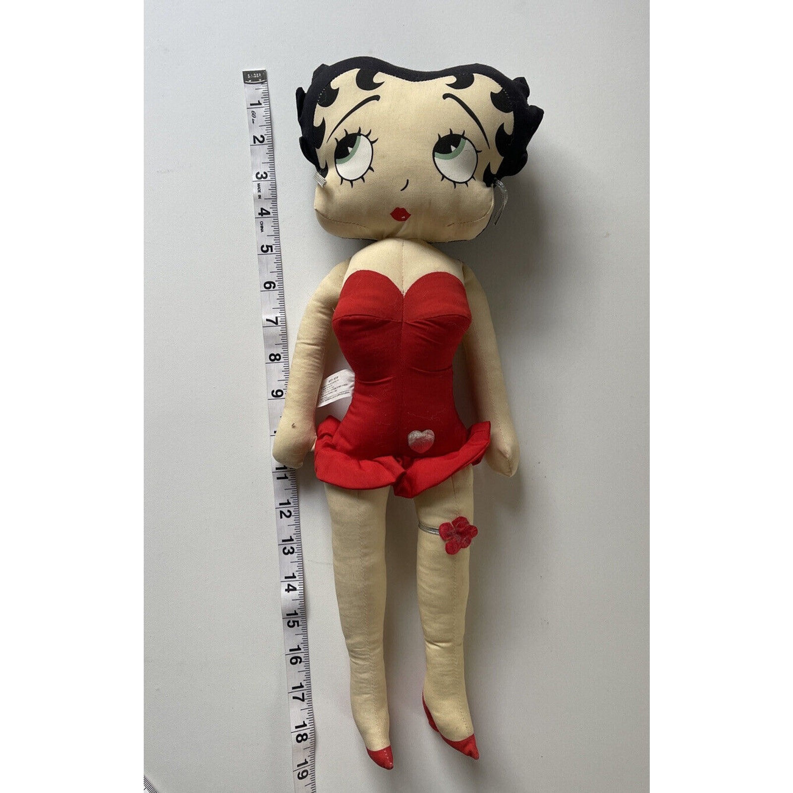 Vtg 1983 King Feature Syndicate Determined Productions 18″ Betty Boop Doll & Pin