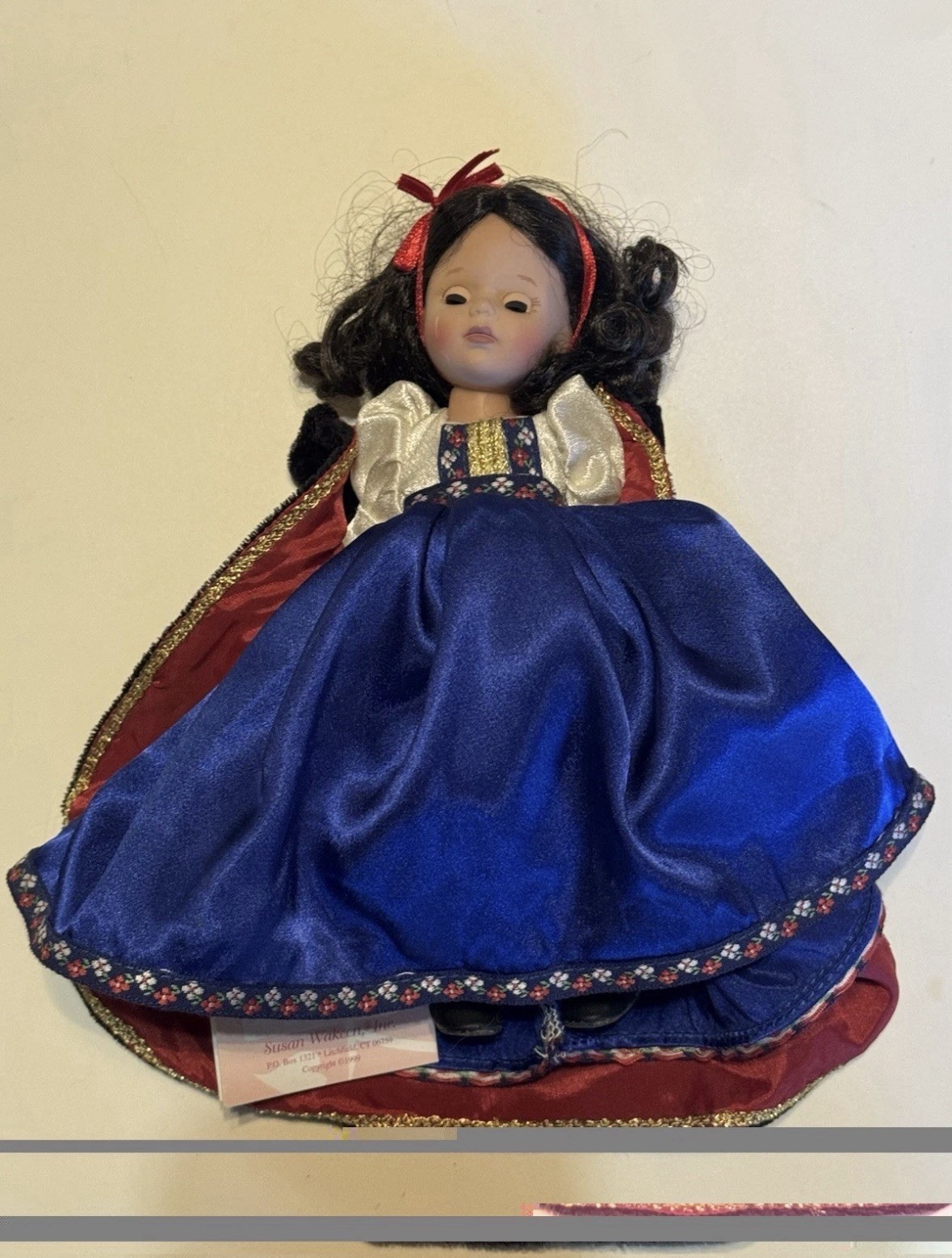 Susan Wakeen Doll Company Snow White Porcelain Doll 8 Inch Vintage 1999