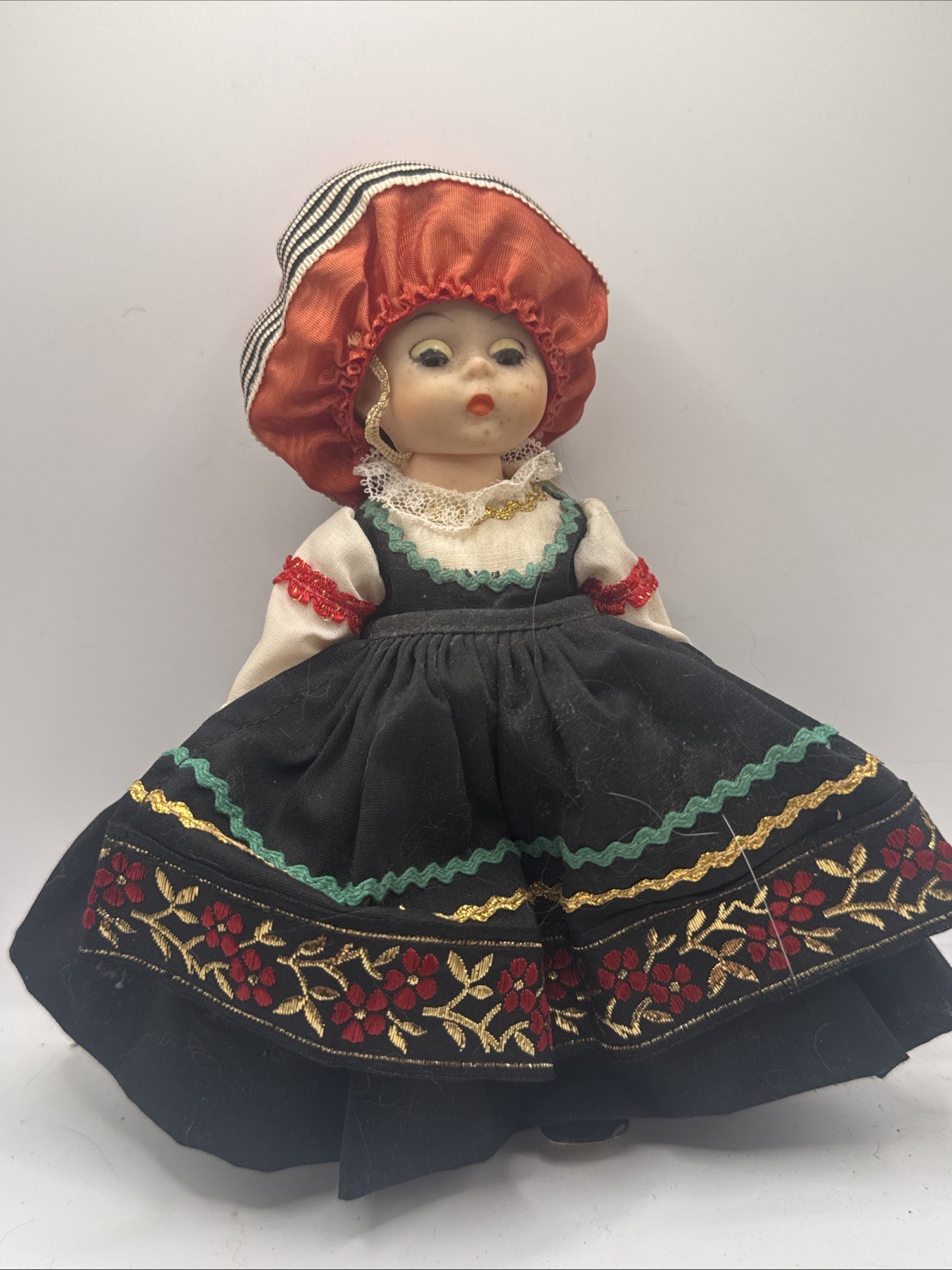 Madame Alexander 8” – Finland