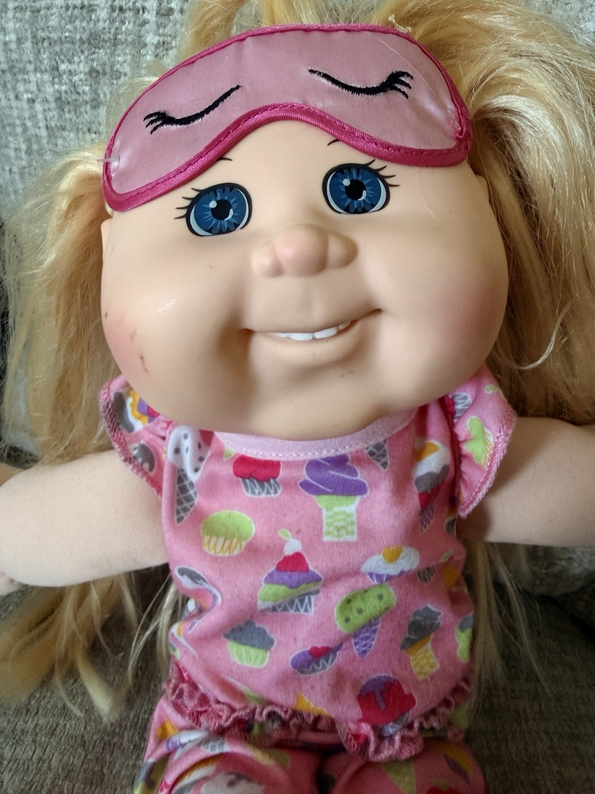 Cabbage Patch Kids 2017 JAKKS Pacific Glow Party, Sleepy Time, Blonde, Blue Eyes