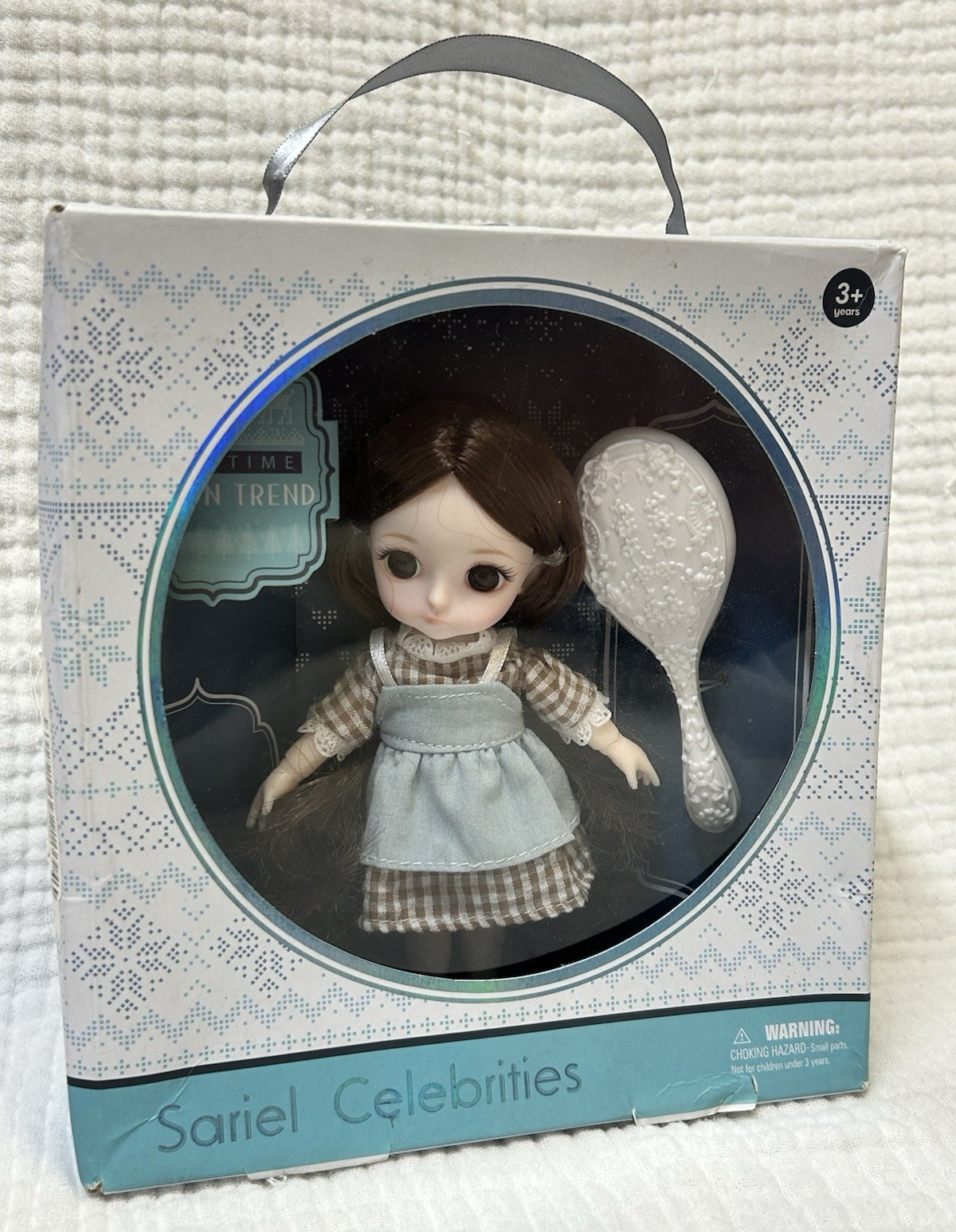 Sariel Celebrities Fashion Trend Doll 6in Brown Hair Brown Eyes w/ Accessory