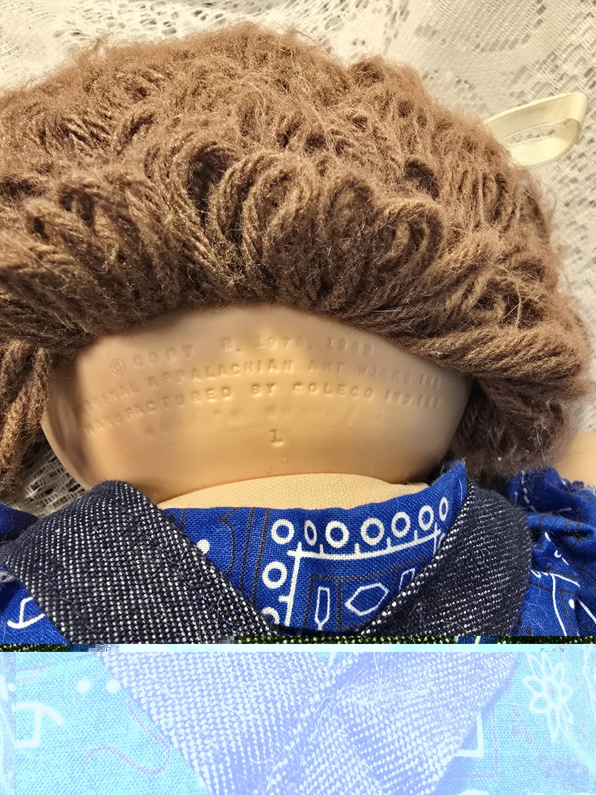 VTG Original Cabbage Patch Kids Doll / Blue Eyes / Brown Hair / Signature 1984