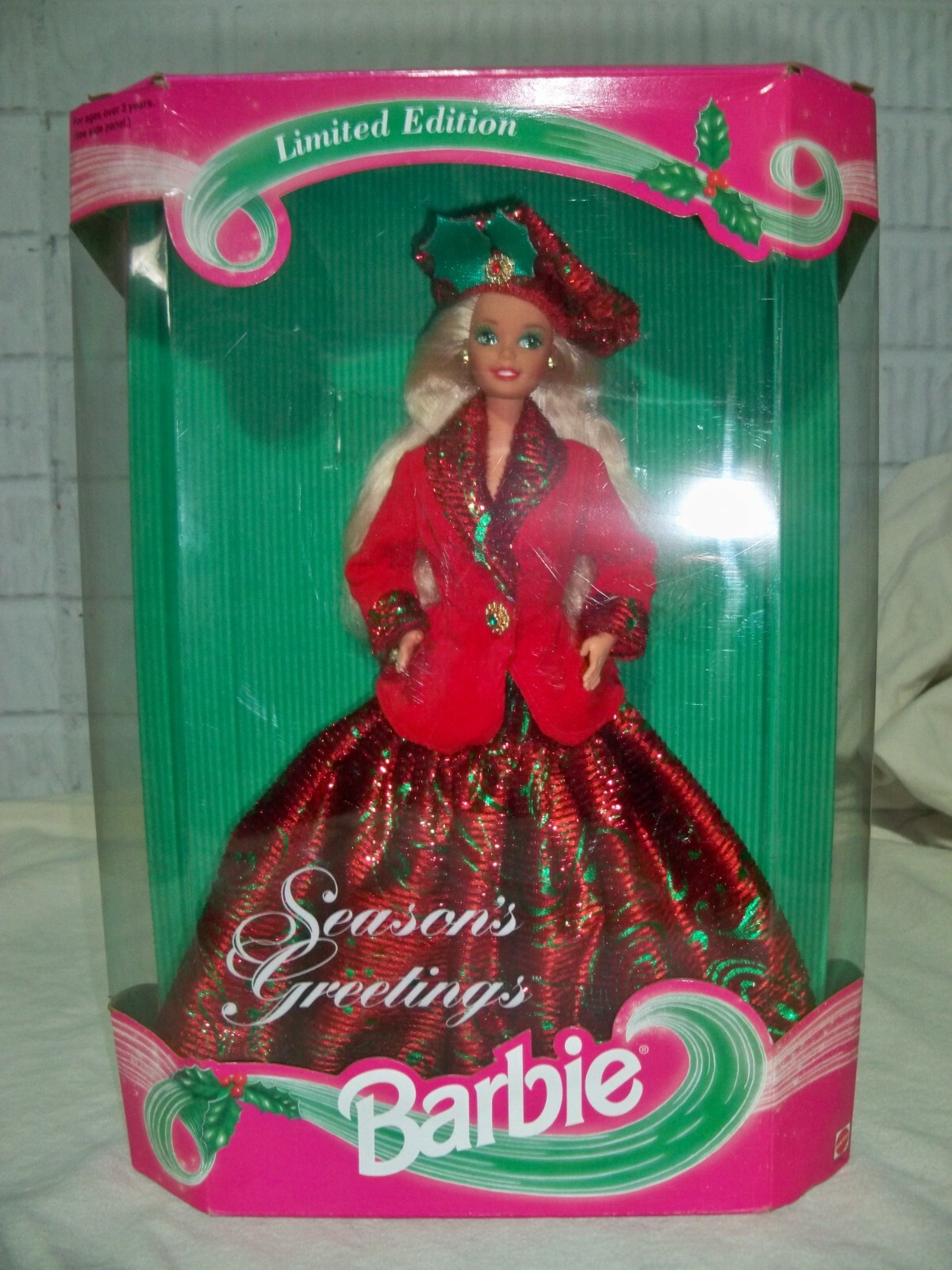Barbie Season’s Greetings Limited Edition Barbie Doll 1994 Mattel 12384