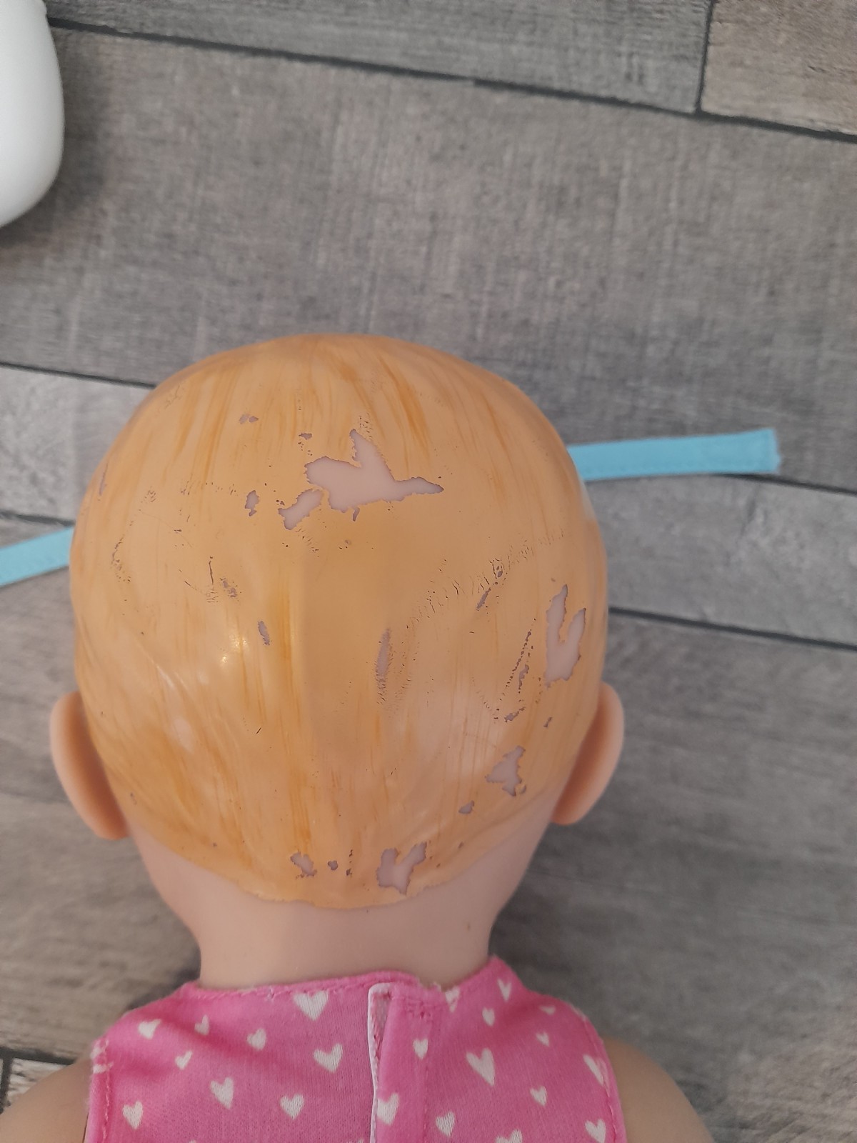interactive luvabella doll+ outfit+ accessories-sounds/face moves-fully working