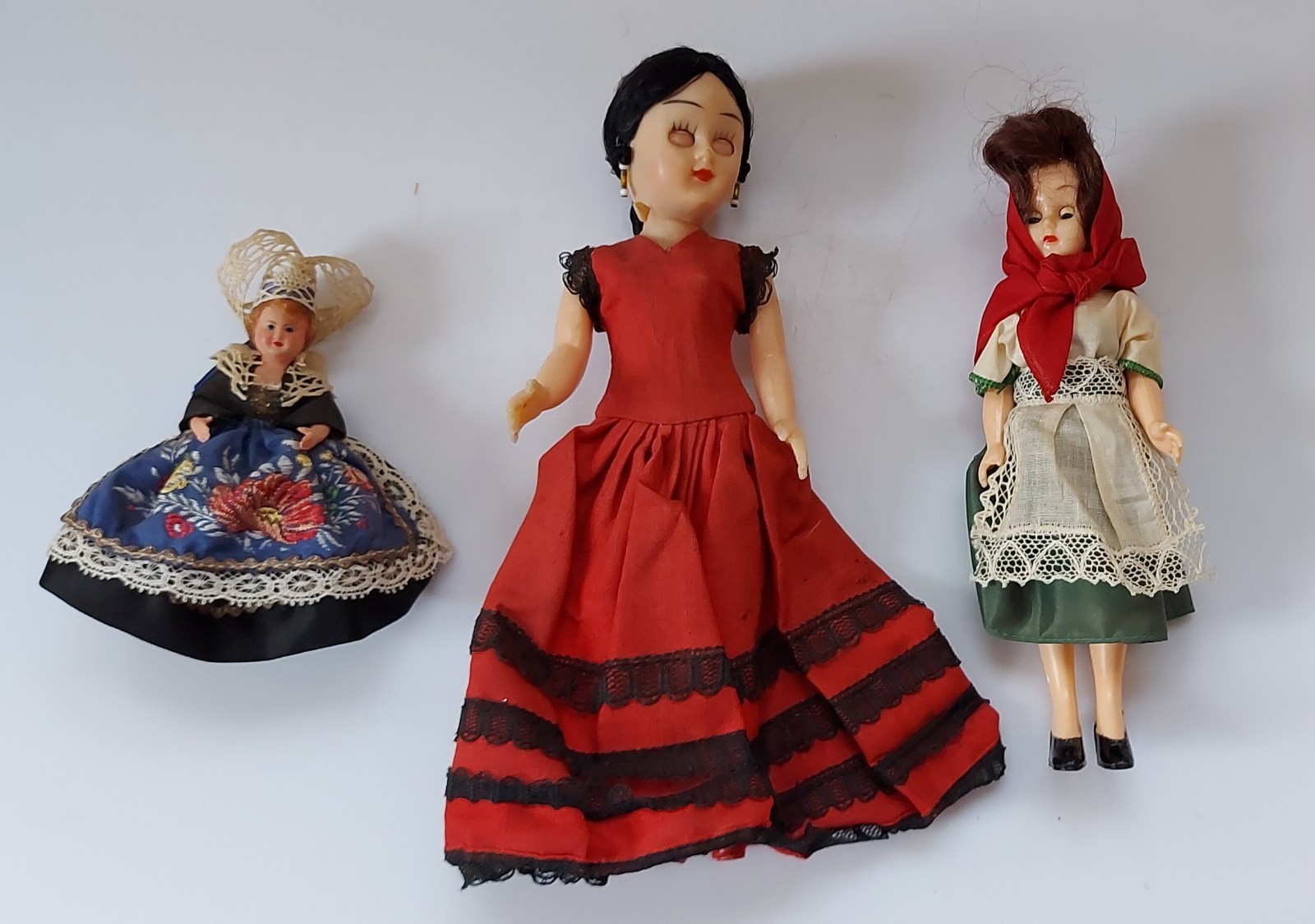 3 x VINTAGE 1960S TRADITIONAL COSTUME SOUVENIR DOLLS – GERMANY, SPAIN, IRELAND