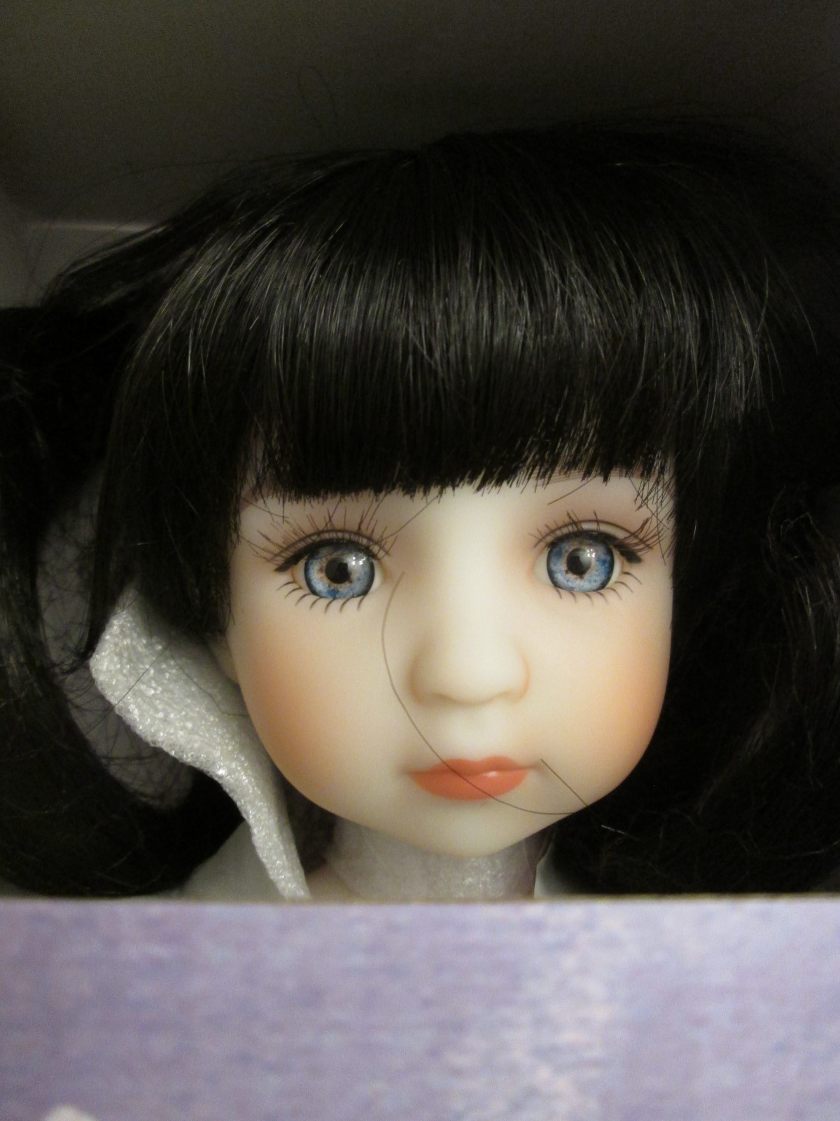 Snow Ruby Red Fashion Friends Doll NRFB 150 Made Full Set Ice Blue Eyes Wigged