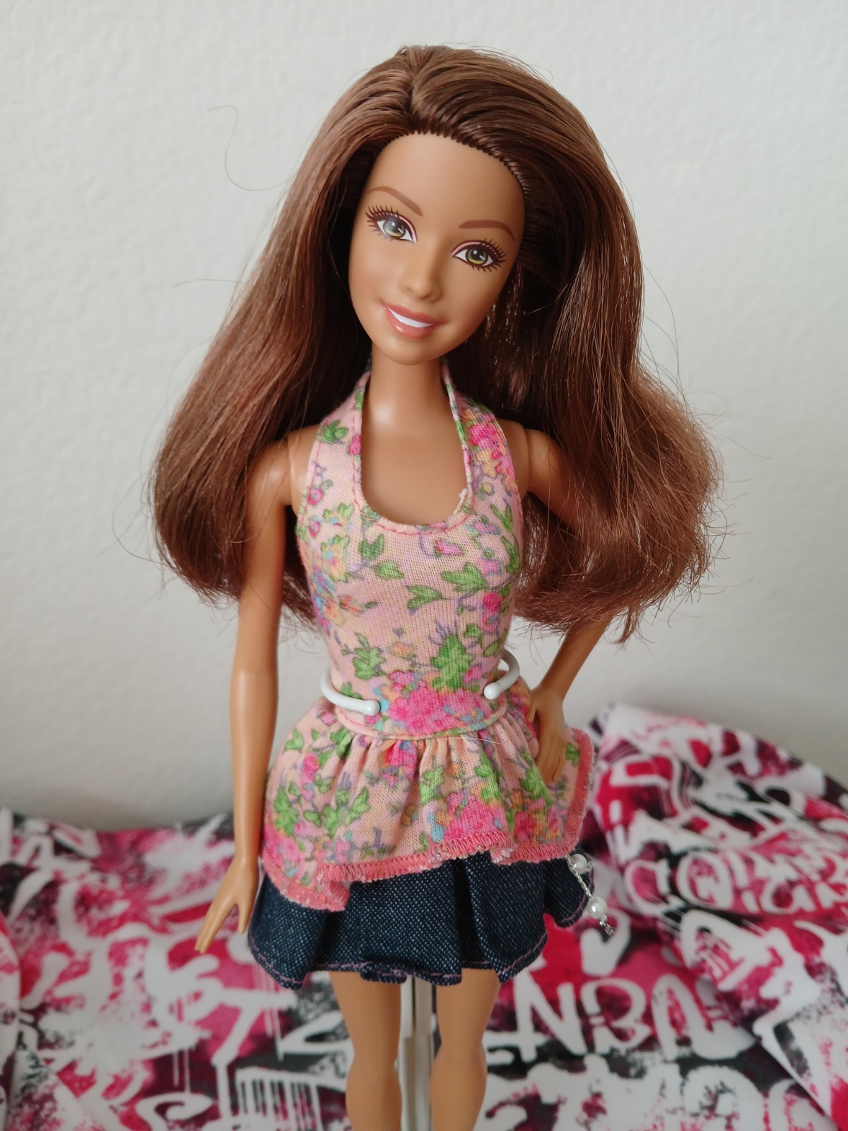 2014 Barbie Fashionistas TERESA Doll●Flower Top + Skirt + Boots●Mattel CFG14