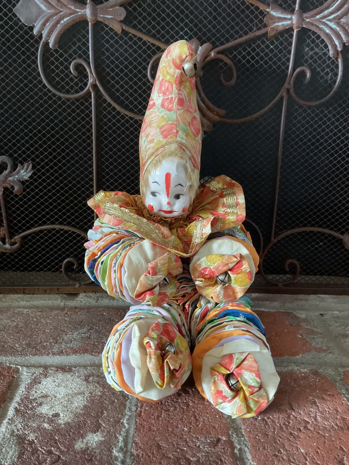 Vintage Yo-Yo Clown Pixie Elf Doll Peach Circles Fabric Plastic Face Flaw