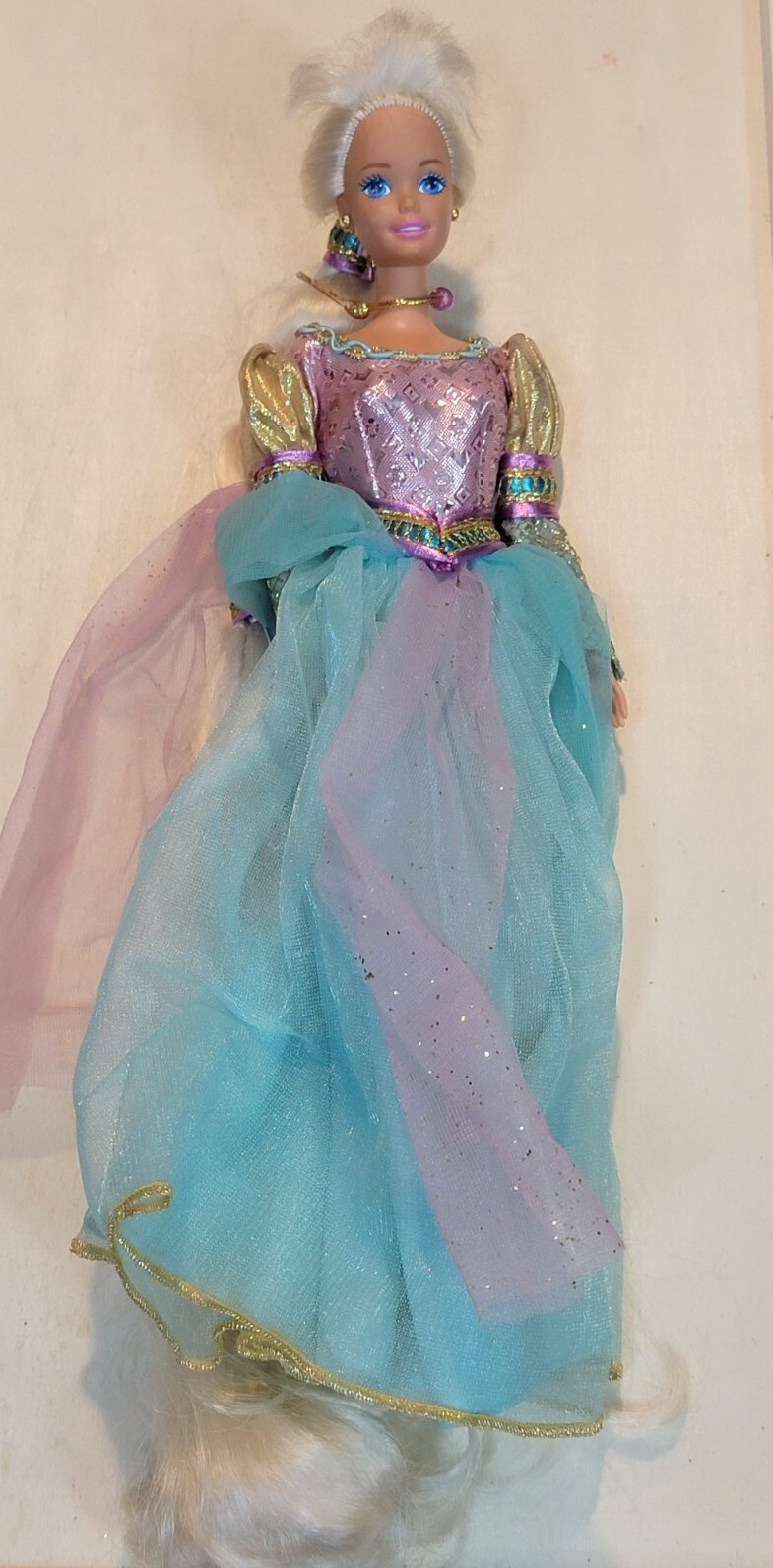 1994 Vintage BARBIE Rapunzel Doll Fairy Tale Princess Long Hair Gold EUC C330G