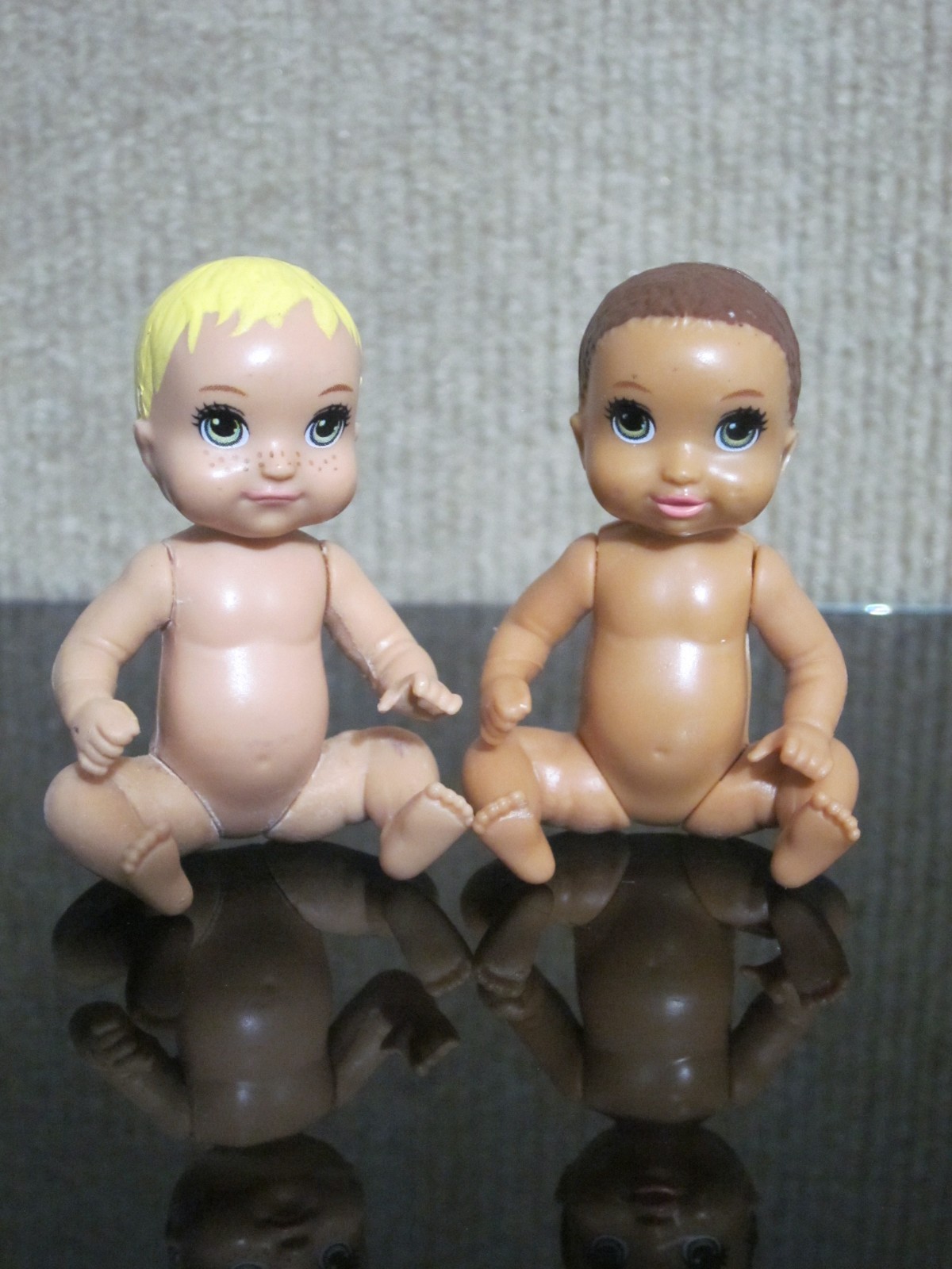 Barbie Skipper Babysitters Baby Lot of 2 Blonde Brown Hair w/ Green Eyes
