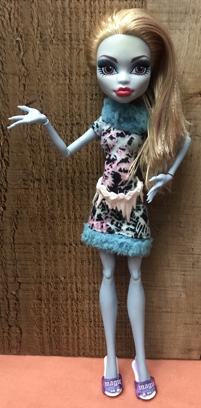 Monster High Abbey Bominable Art Class Ghoul Doll Dress & Belt Gen 1 G1 (2013)