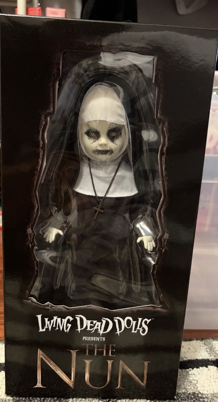 Mezco Toyz Living Dead Dolls the Conjuring 2 the Nun