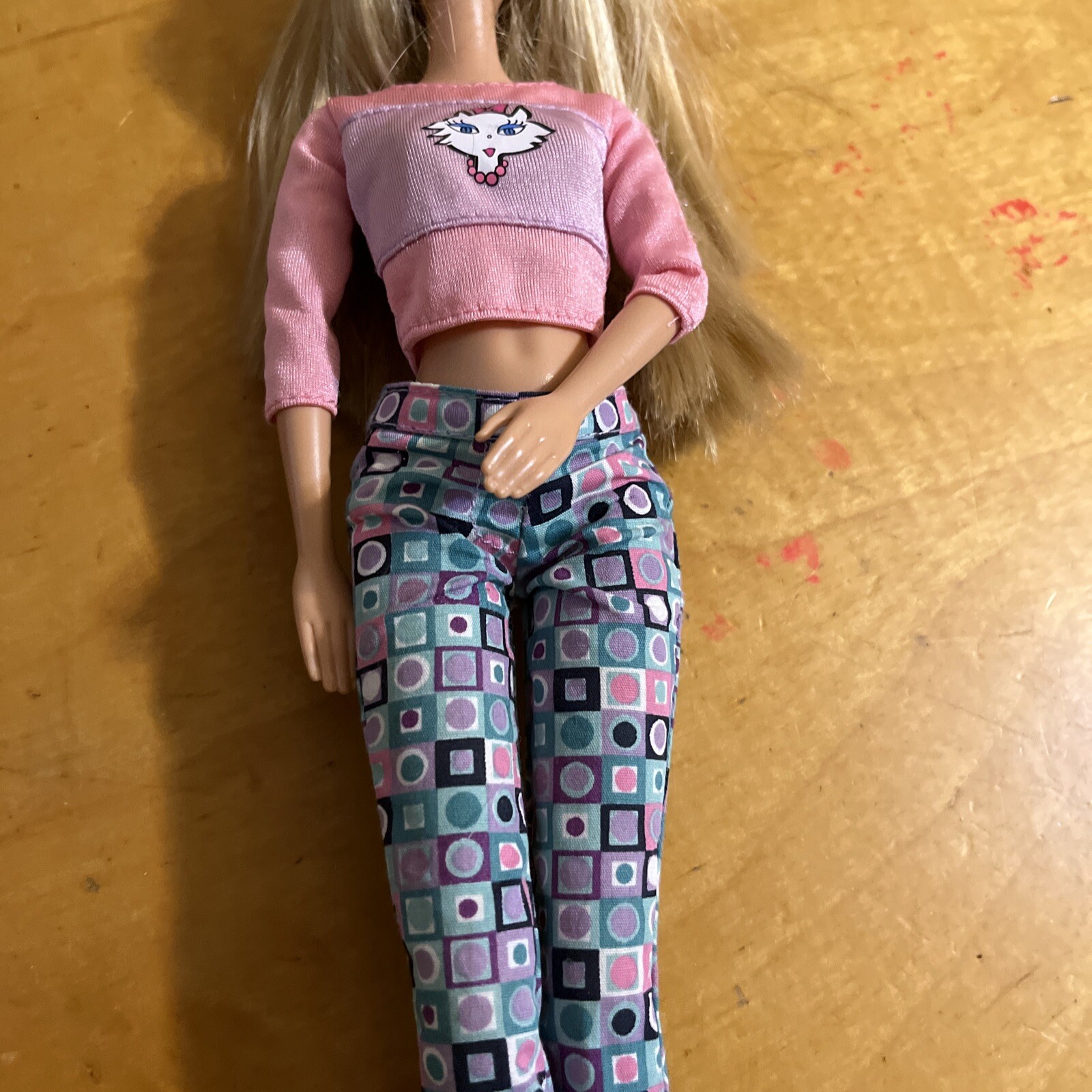 KITTY FUN BARBIE 2000 BLONDE #28612. e1
