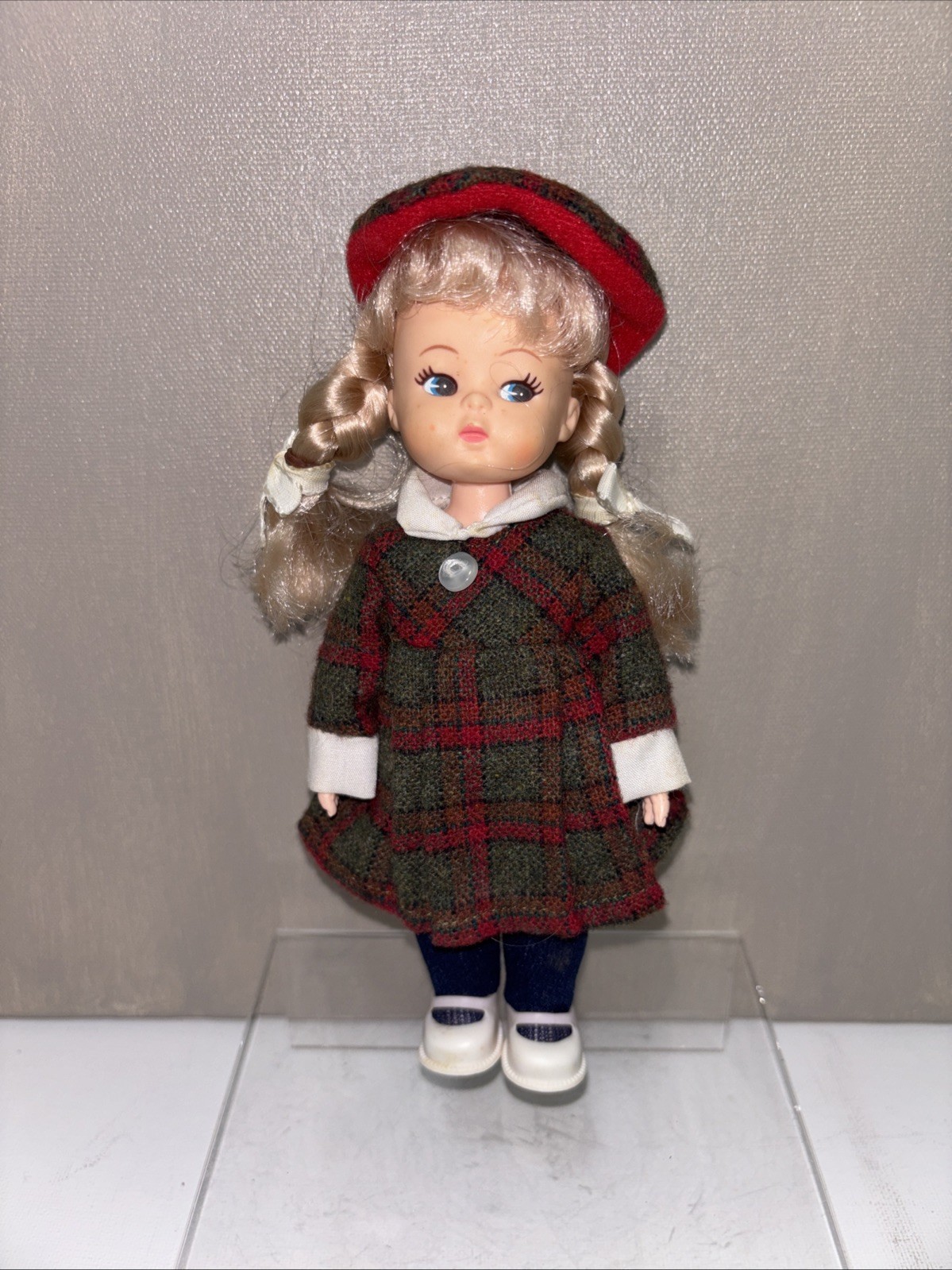 Tiara Doll by Playmates-Billie-Vintage Made In Hong Kong 1981