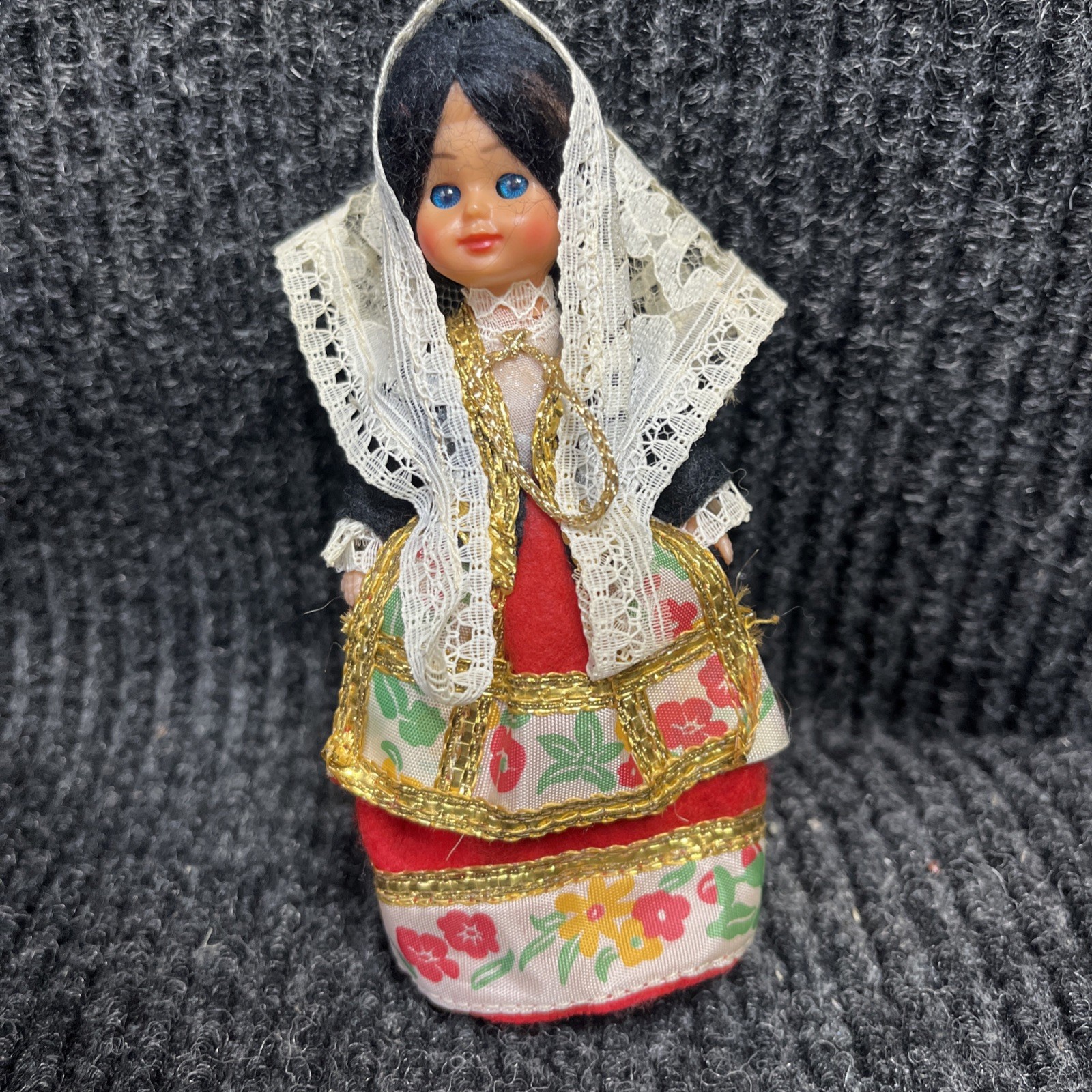 ?Vintage 6” Hallingdal Folk Dolls European Set Of 4 Dolls Used