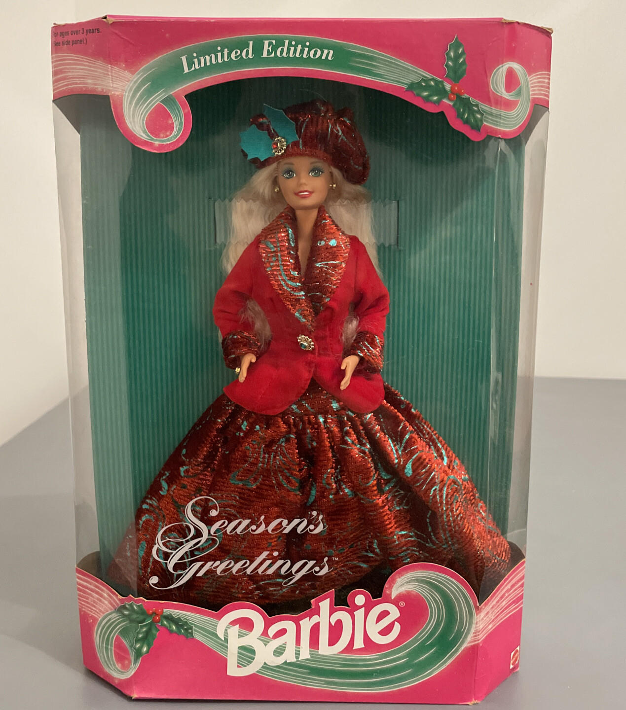 1994 Season’s Greetings Barbie Doll Limited Edition Mattel 12384-READ!